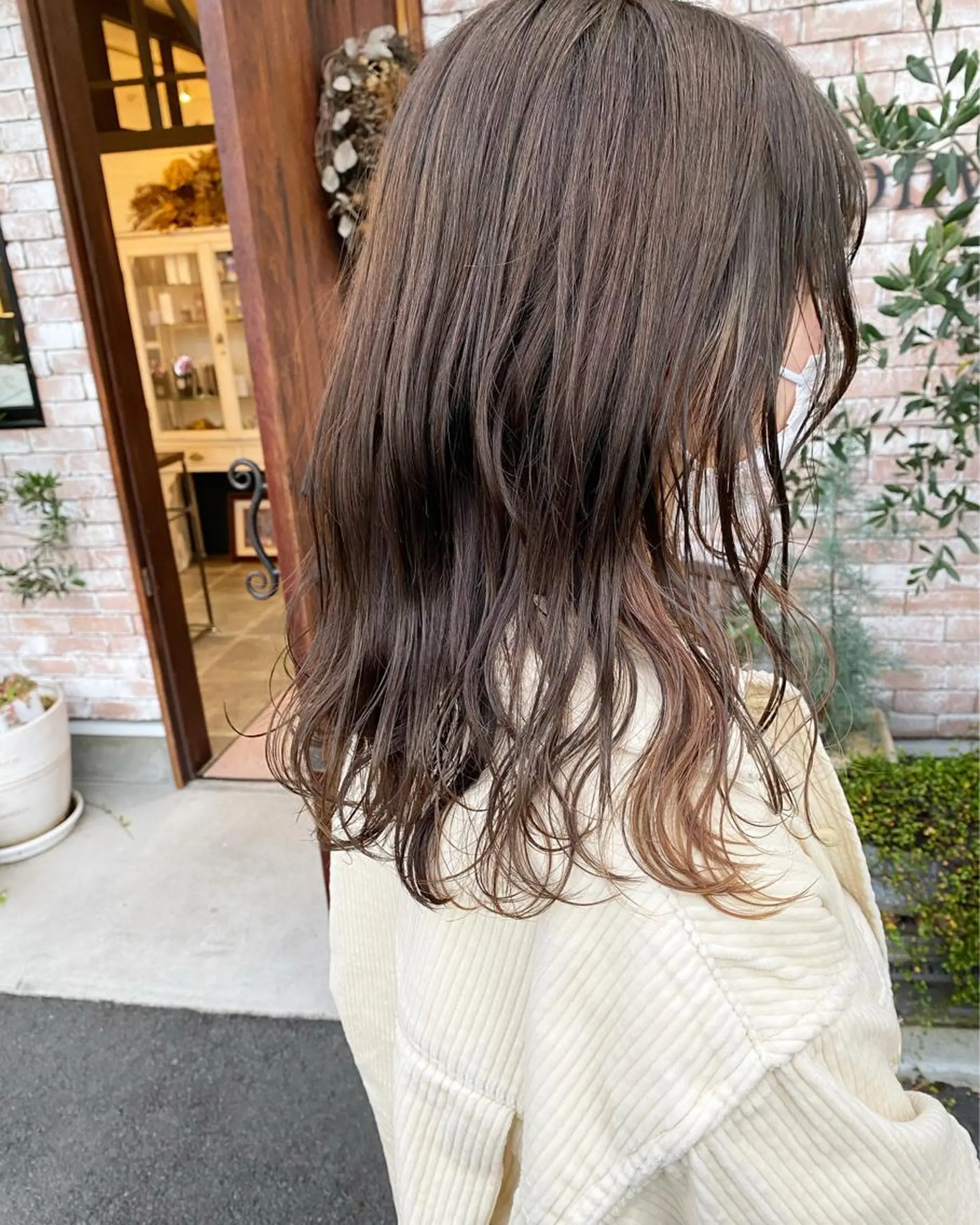 ロング カラー グレージュ 【浜松・豊橋】 ニシモトのヘアスタイル