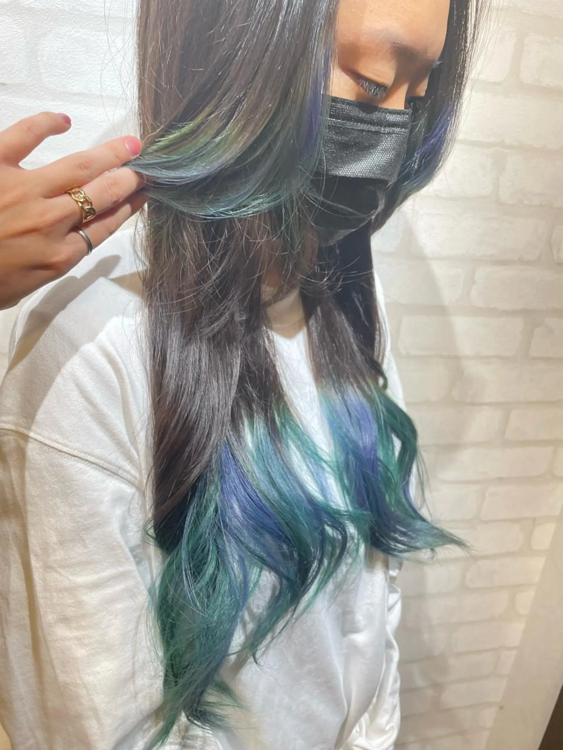 ロング カラー ブルーカラー ヘアカラー 🌝秦 美羽🌝のヘアスタイル