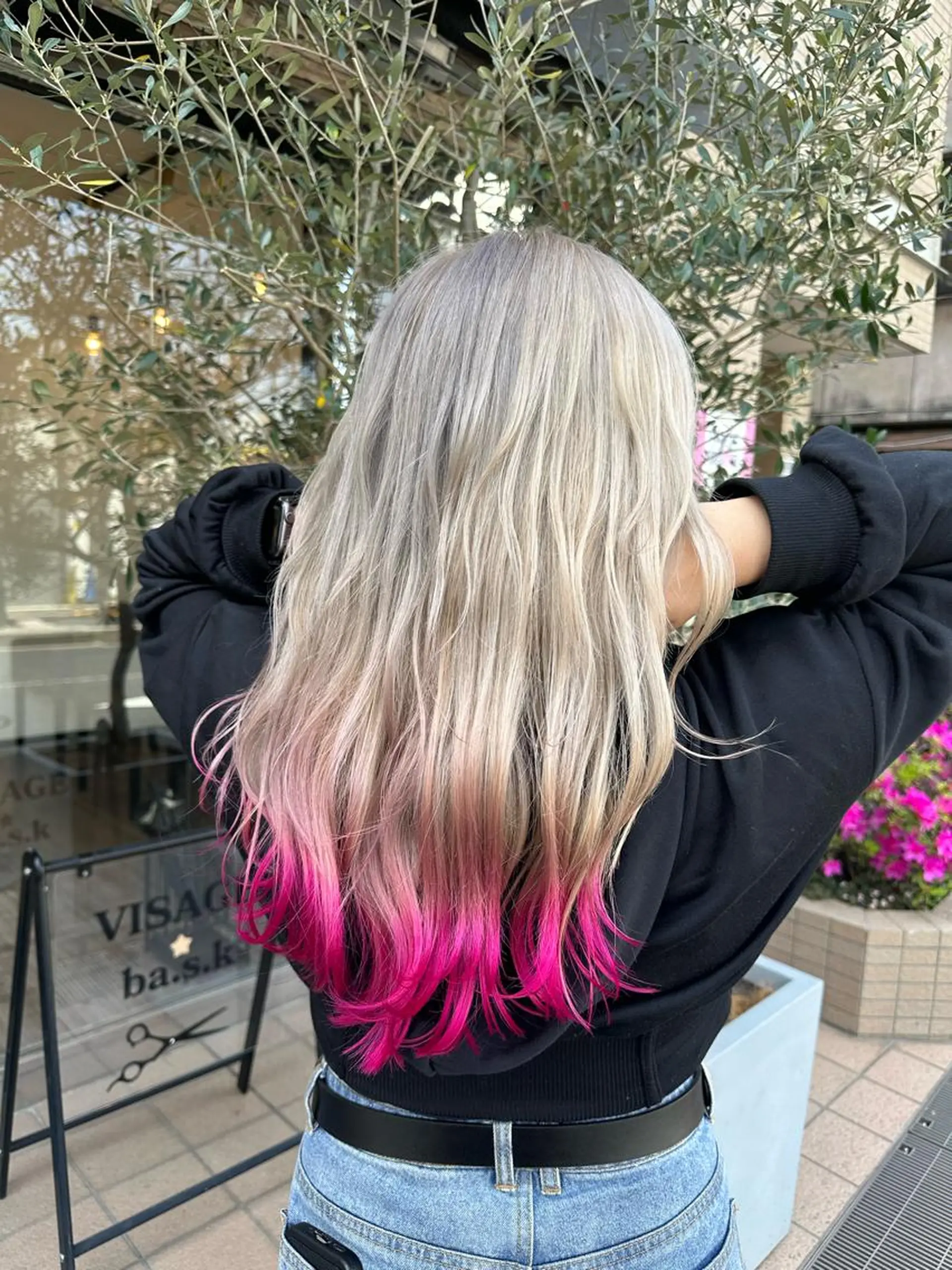 ミディアム カラー ベージュカラー ブリーチ ピンクカラー ホワイトベージュ sato ayaka ｜透明感カラー🫧のヘアスタイル