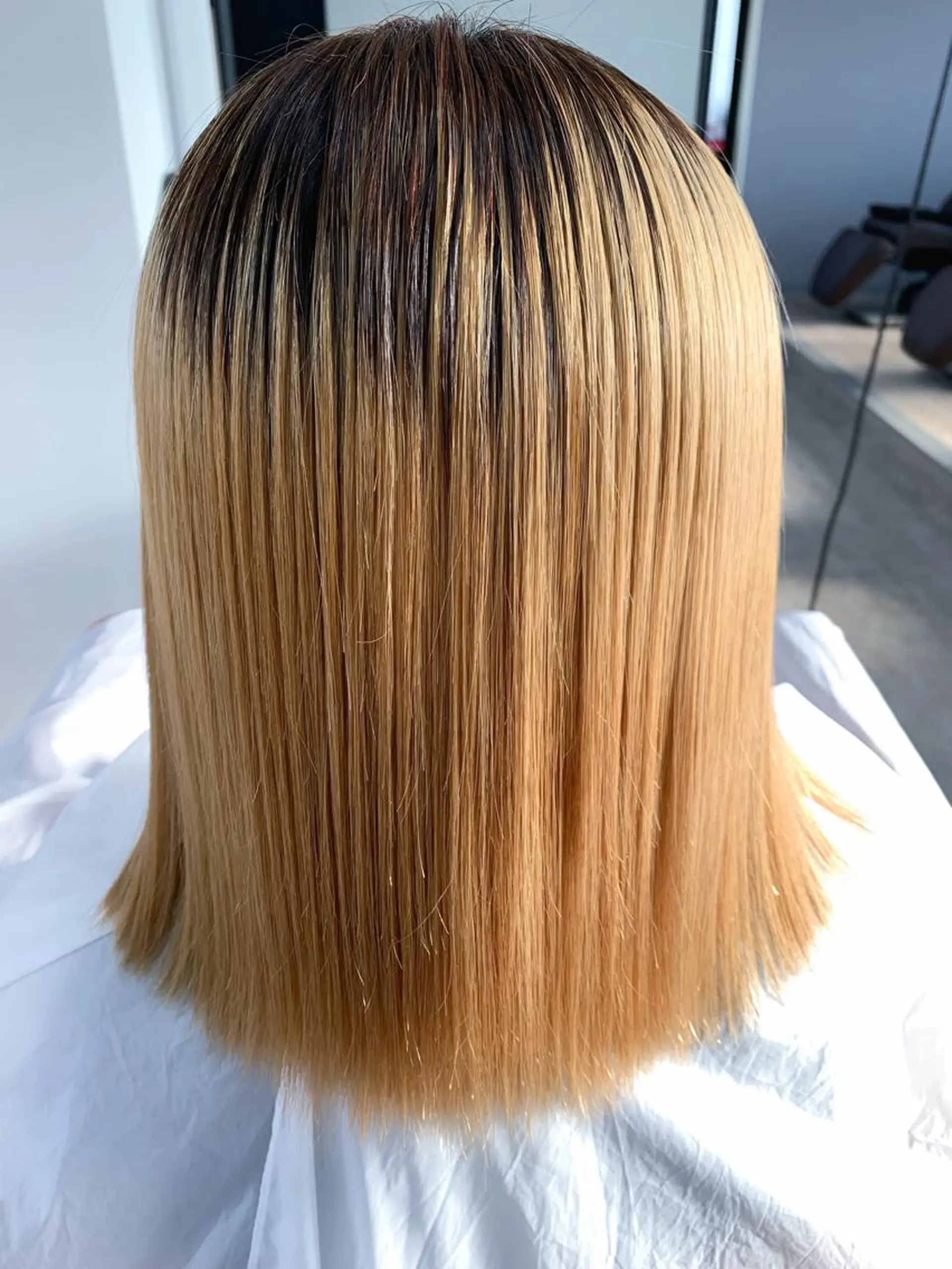 ミディアム カット 縮毛矯正 トリートメント 🥇近藤 恭輔🥇 Recharme新保のヘアスタイル