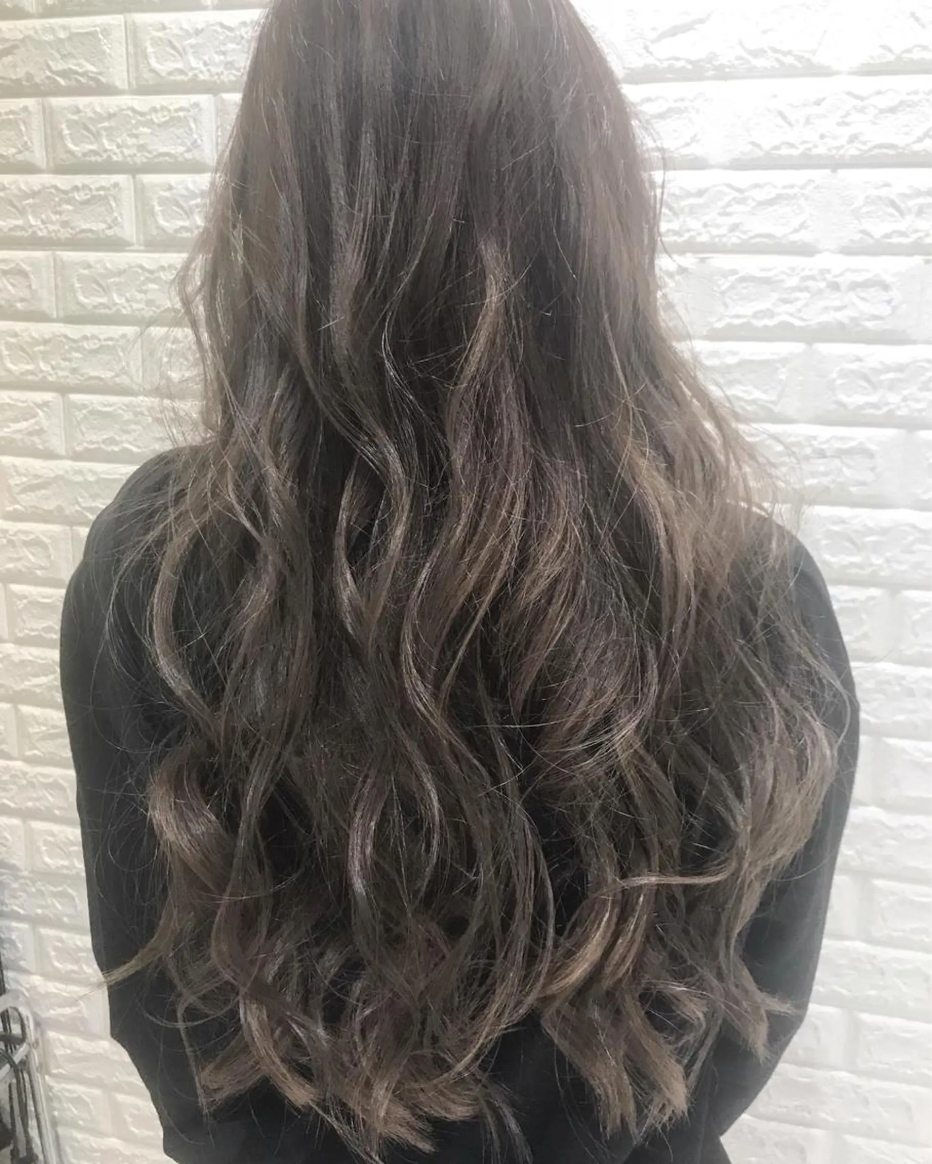 ロング カラー グレージュ ラベンダーカラー ラベンダーグレージュ ラベンダーグレー ナガイ ユウキのヘアスタイル