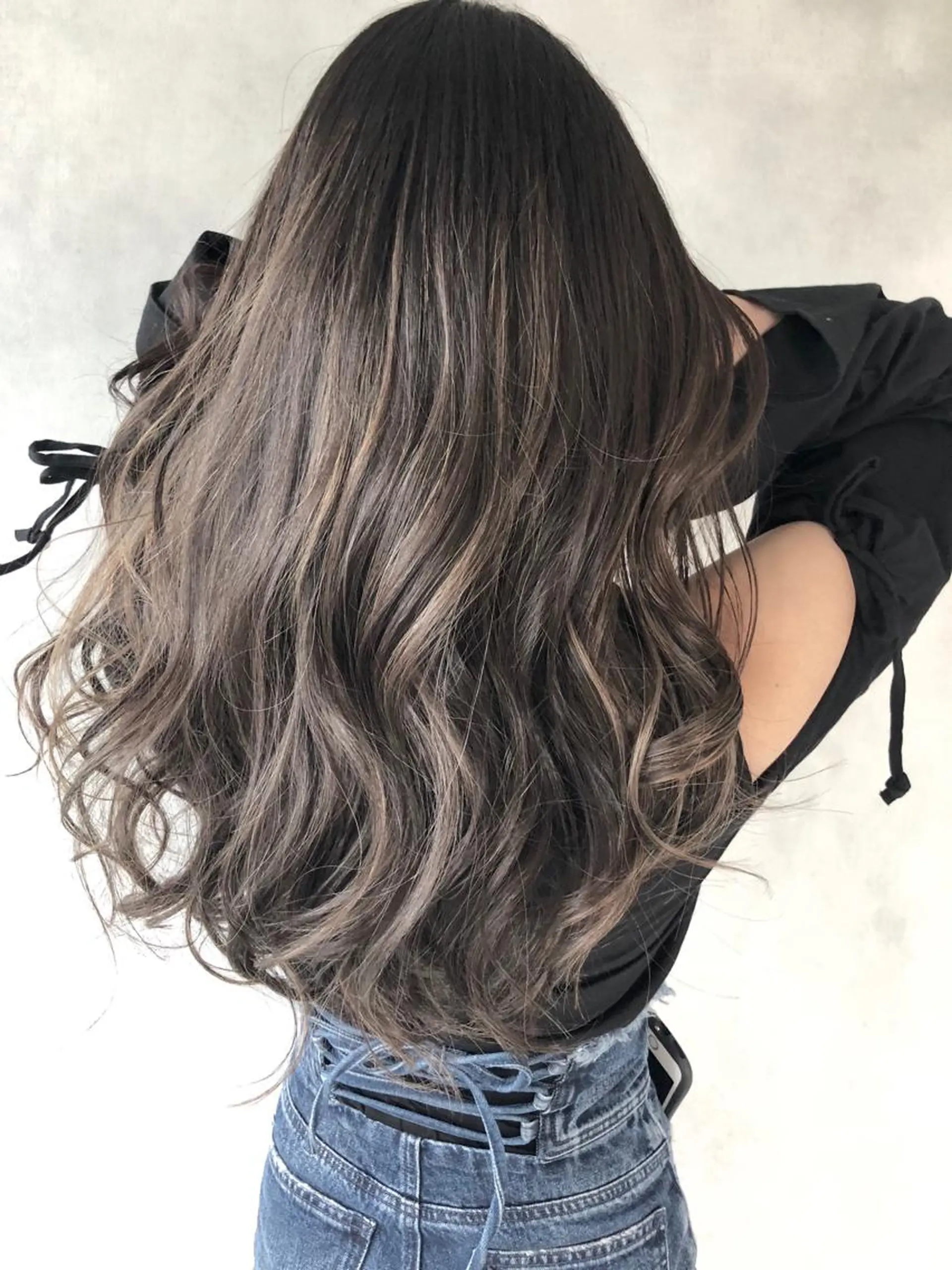 ロング 外国人風カラー ハイライト ヘアカラー トリートメント 小澤大輔 YOLO hairのヘアスタイル