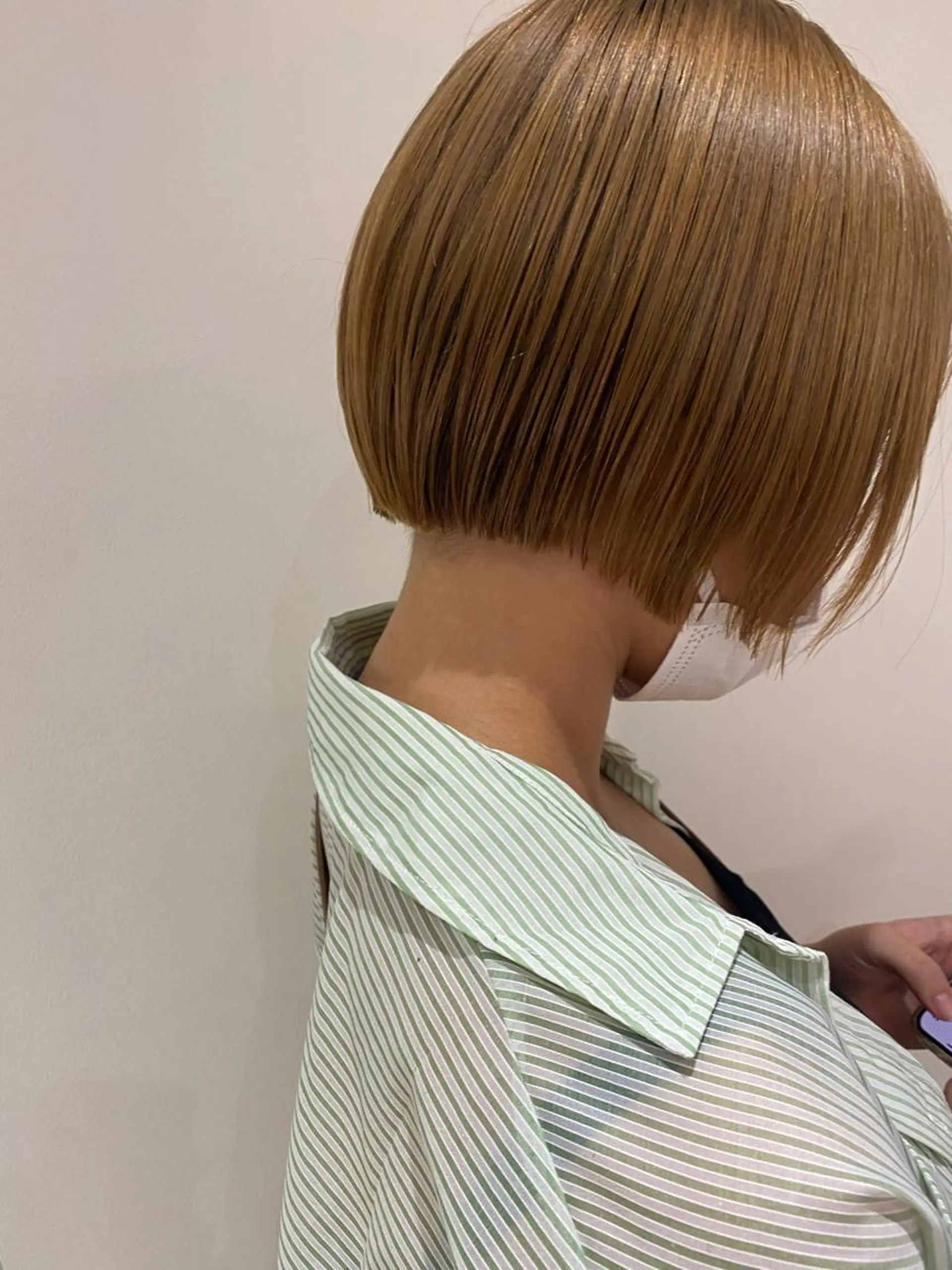 ショート カラー ハイトーンカラー ボブ HAZEL所属・大山 茶子のヘアスタイル