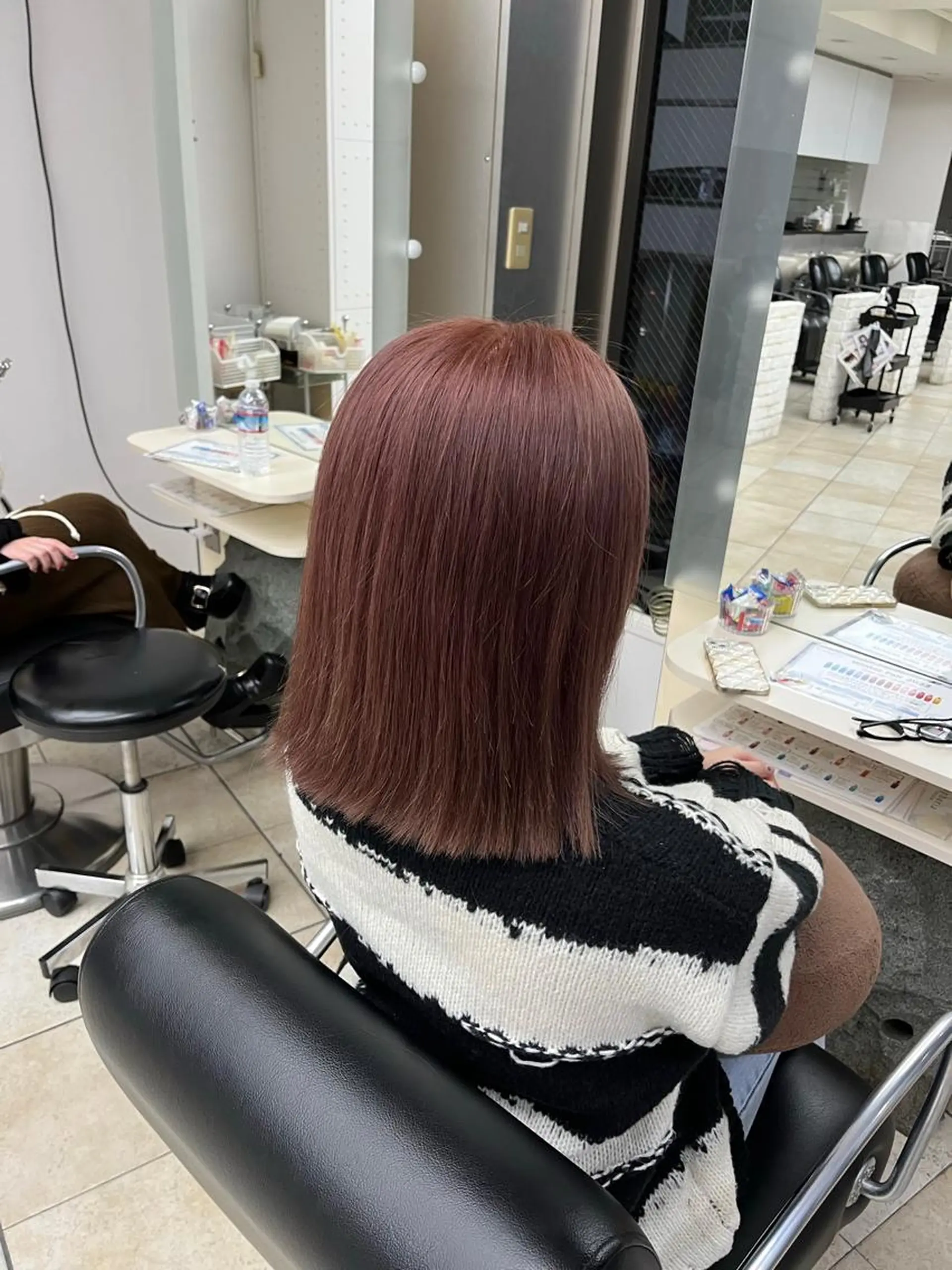 ショート カラー ベージュカラー ピンクカラー ピンクベージュ MITSUKI🤍 モテ髪×韓国レイヤーのヘアスタイル