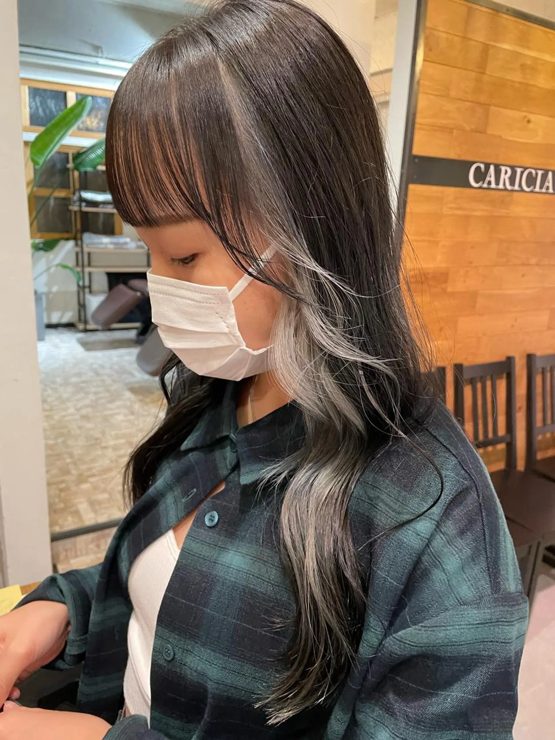 ロング カラー ヘアカラー トリートメント 高梨 菜々のヘアスタイル
