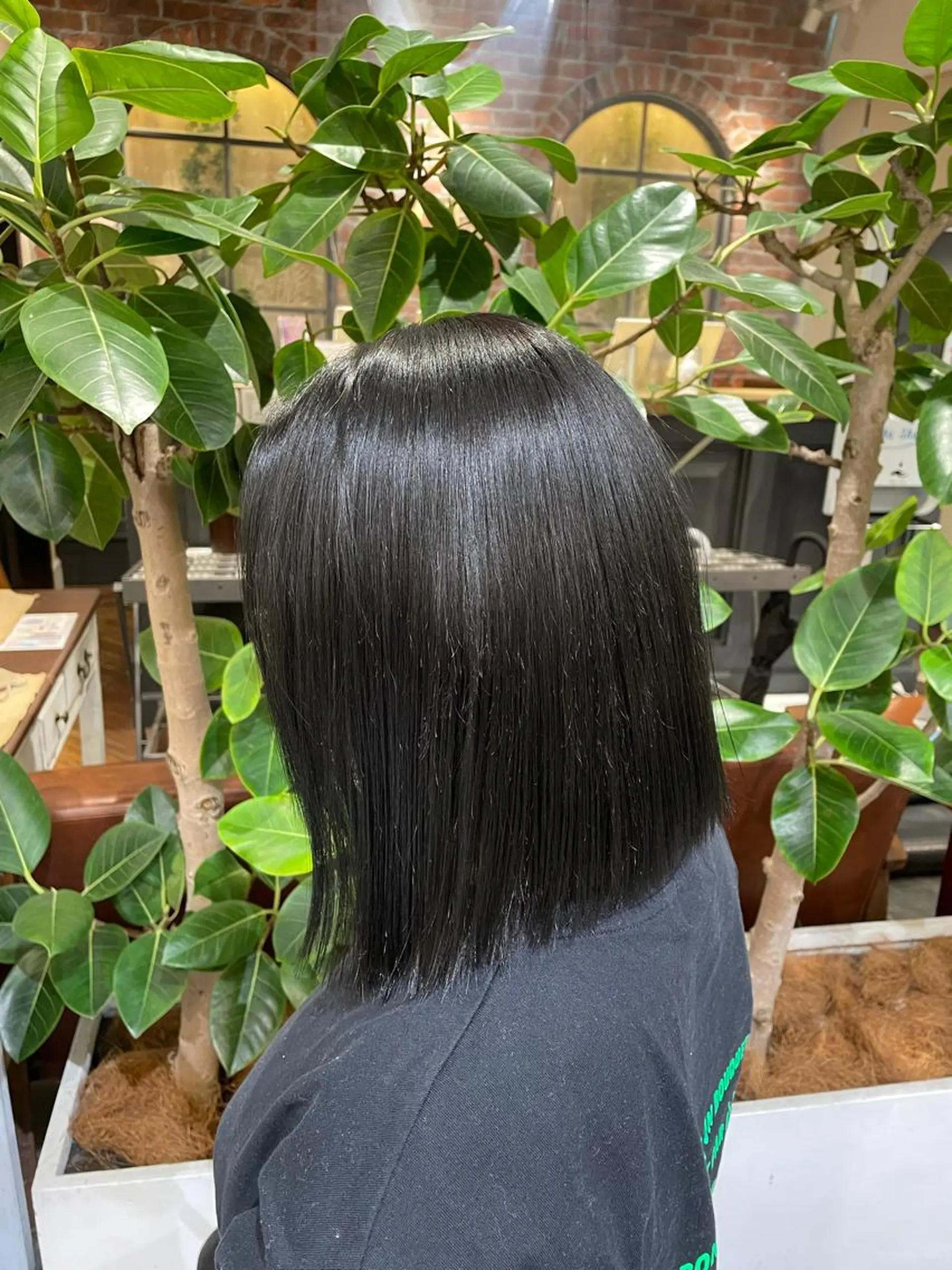 ミディアム MINX 渡邉由理のヘアスタイル