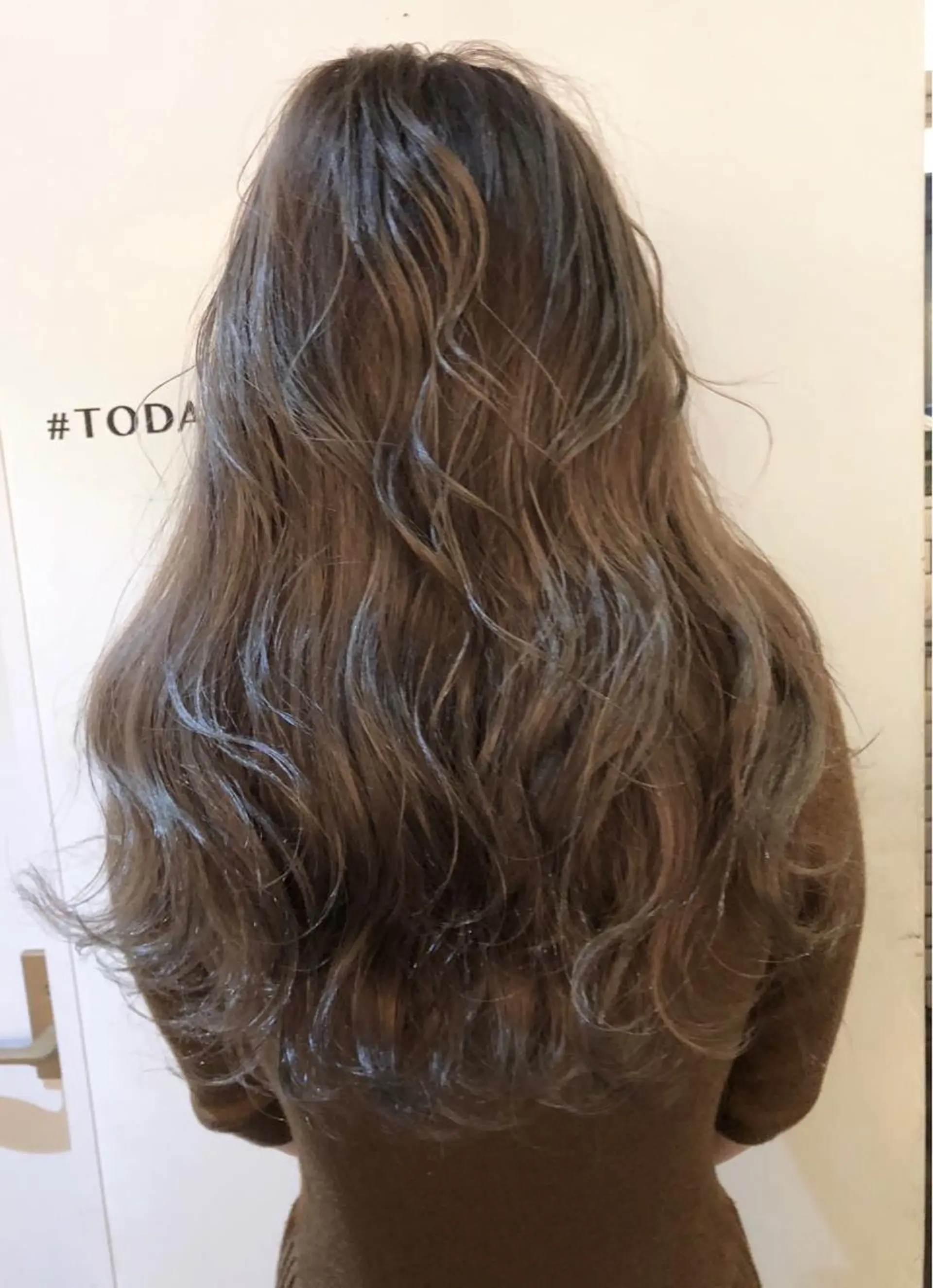 ロング カラー 【代表】高山 一真のヘアスタイル