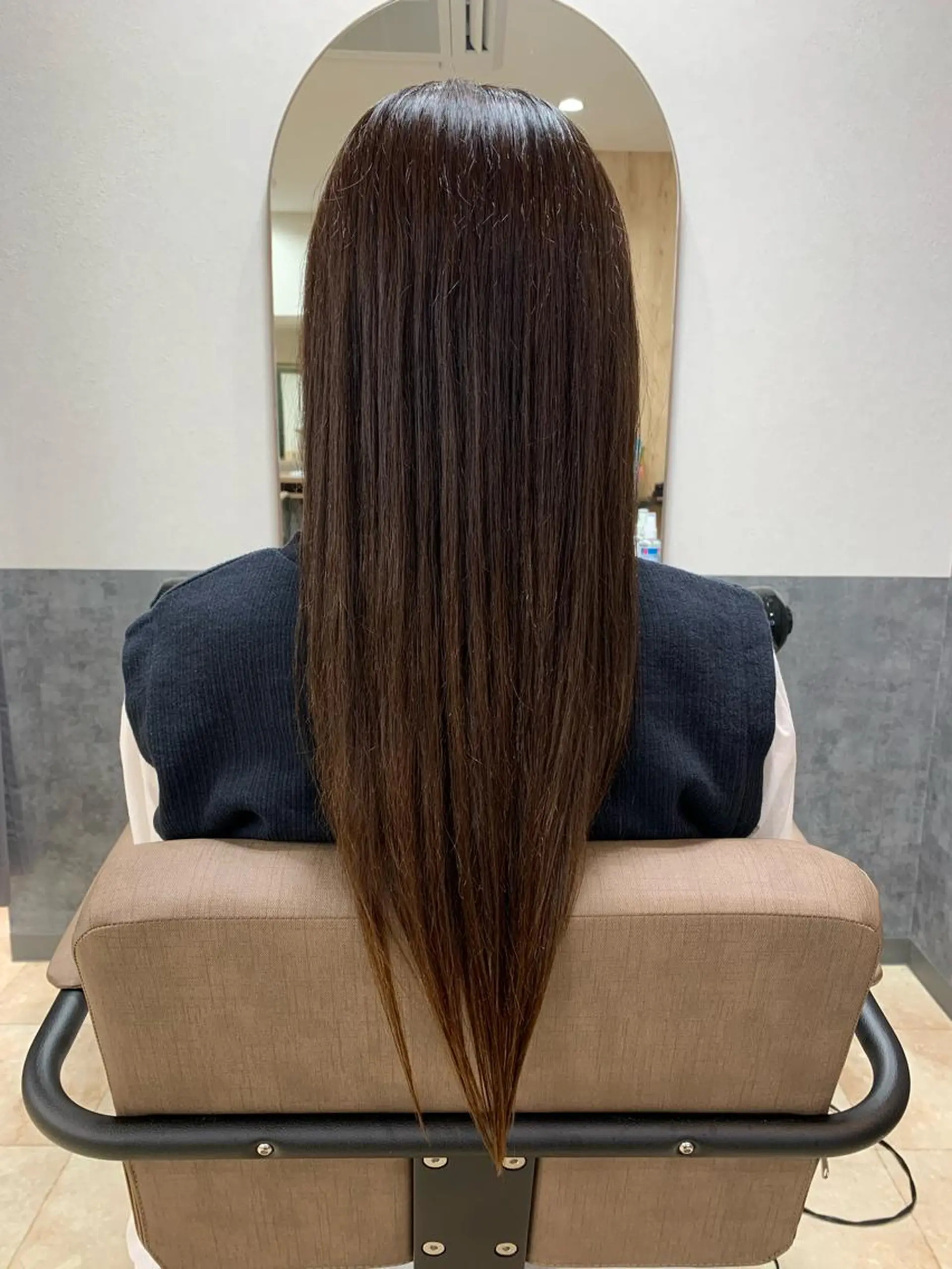 ロング カット 縮毛矯正 トリートメント 赤坂 有季のヘアスタイル