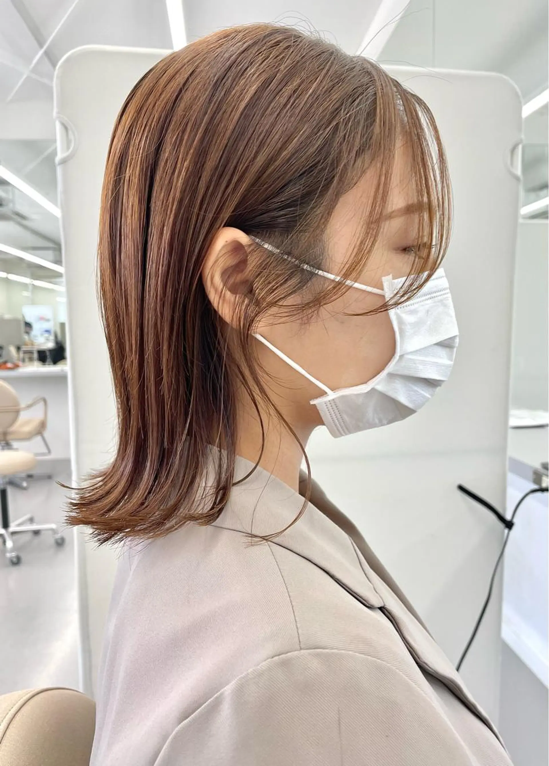 ショート カラー ベージュカラー ブリーチ ブラウンカラー ブリーチなしカラー 錦 茉李のヘアスタイル