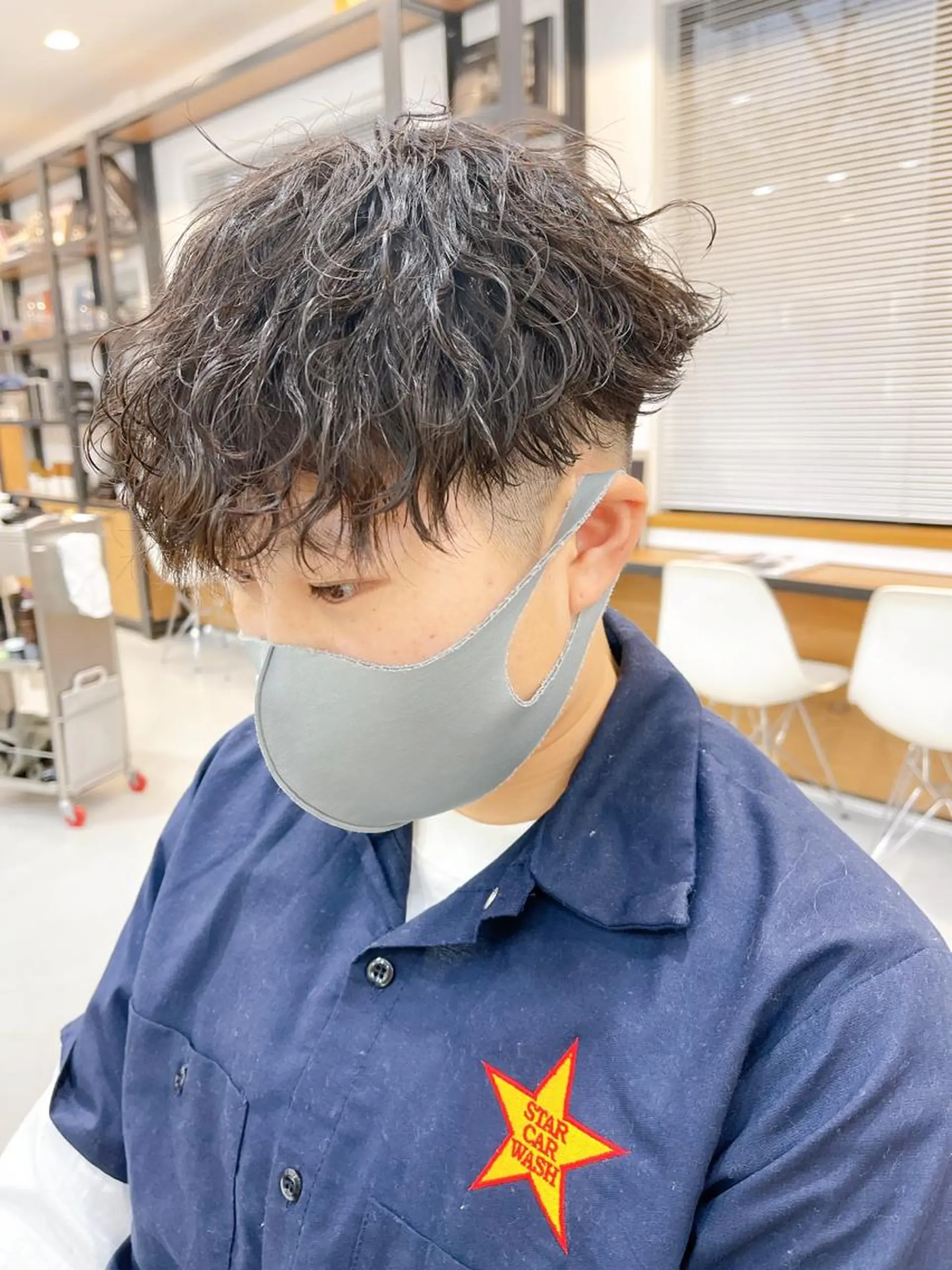 ショート パーマ メンズ メンズパーマ 波巻きパーマ カット パーマ メンズパーマ タカキリョウのヘアスタイル