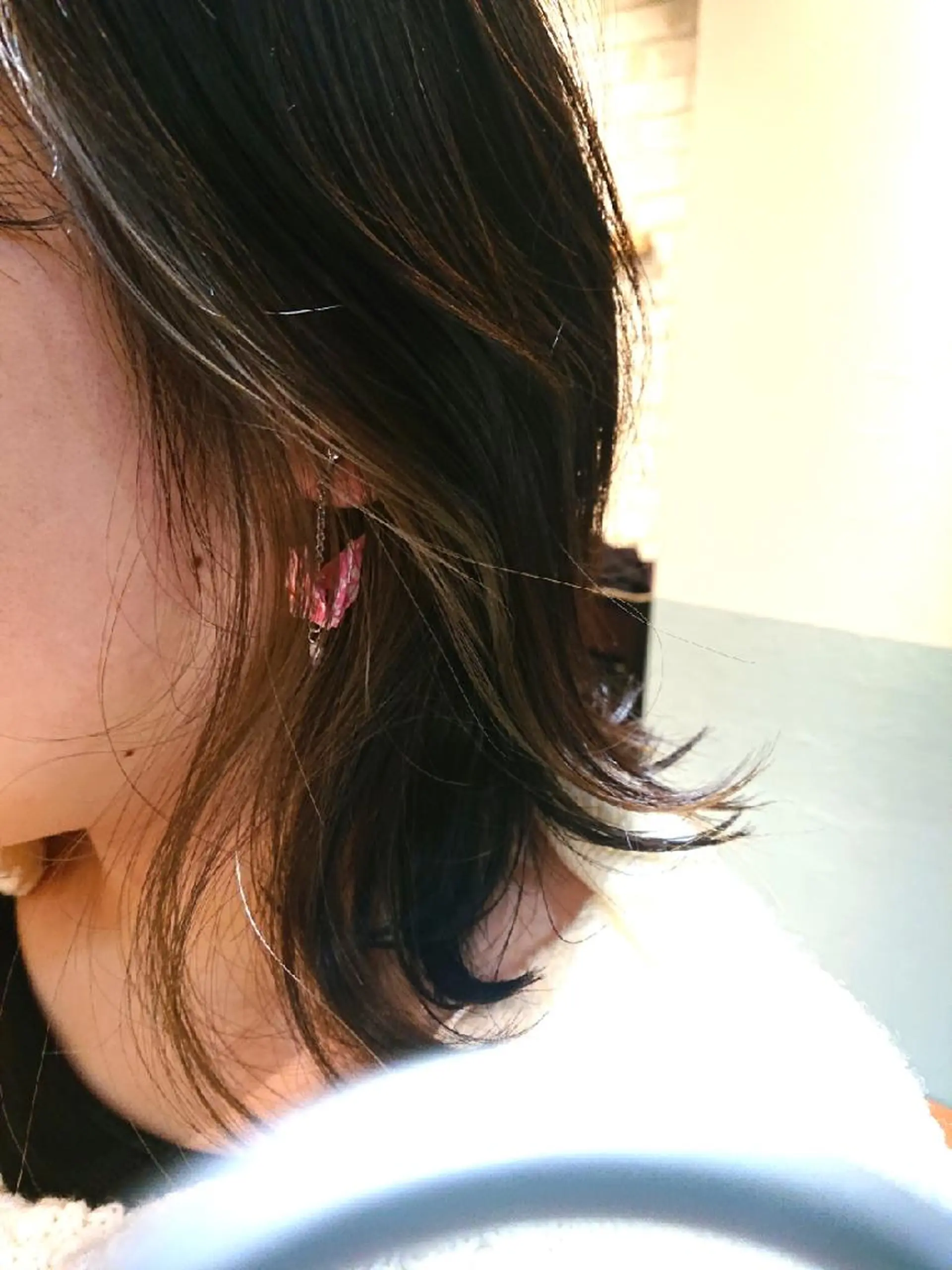 ミディアム カラー alushe 岡 陽子のヘアスタイル