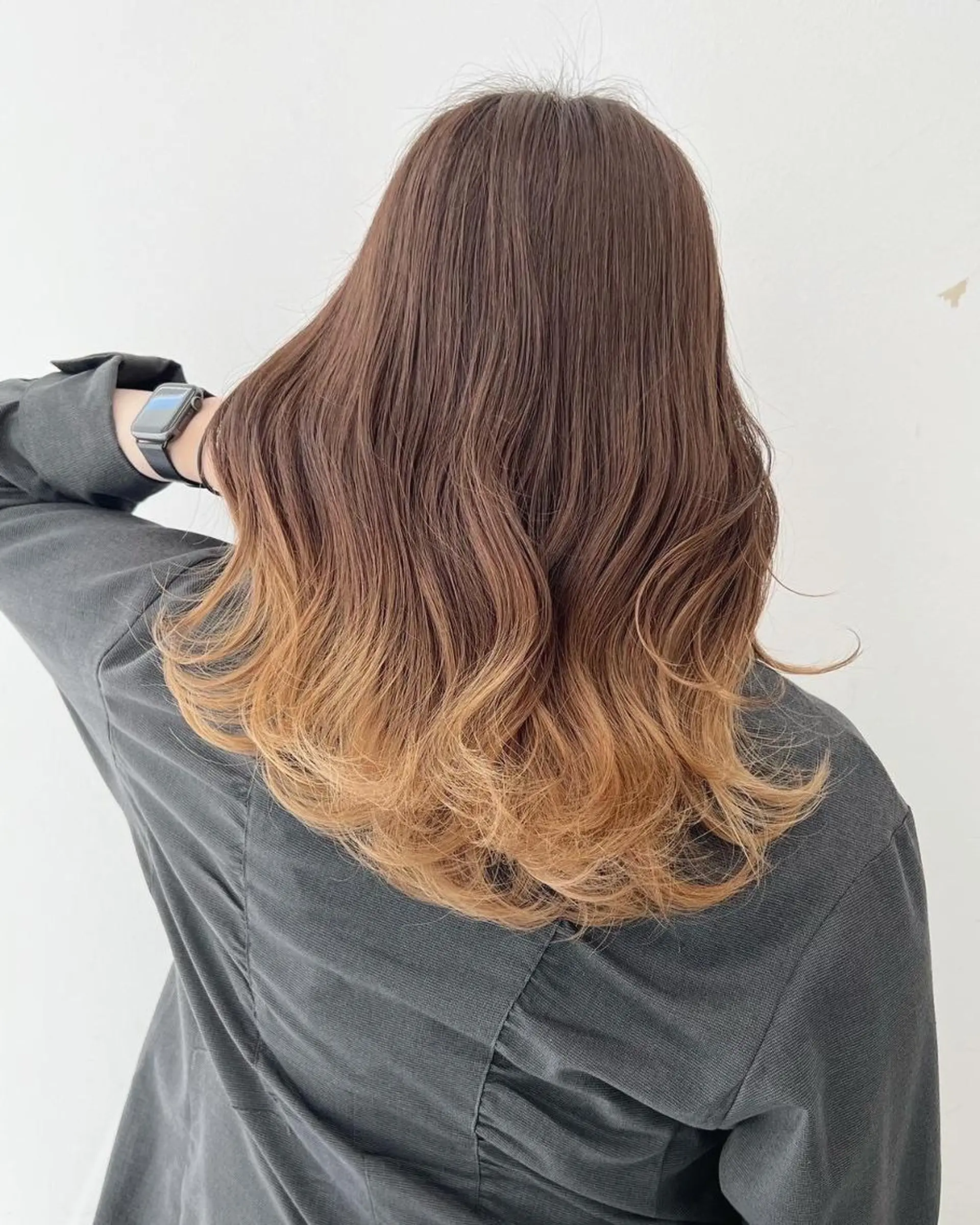 ロング ボブ ハイライト 髪質改善 韓国風ヘア レイヤーカット 【公式】amble luxe 中野のヘアスタイル