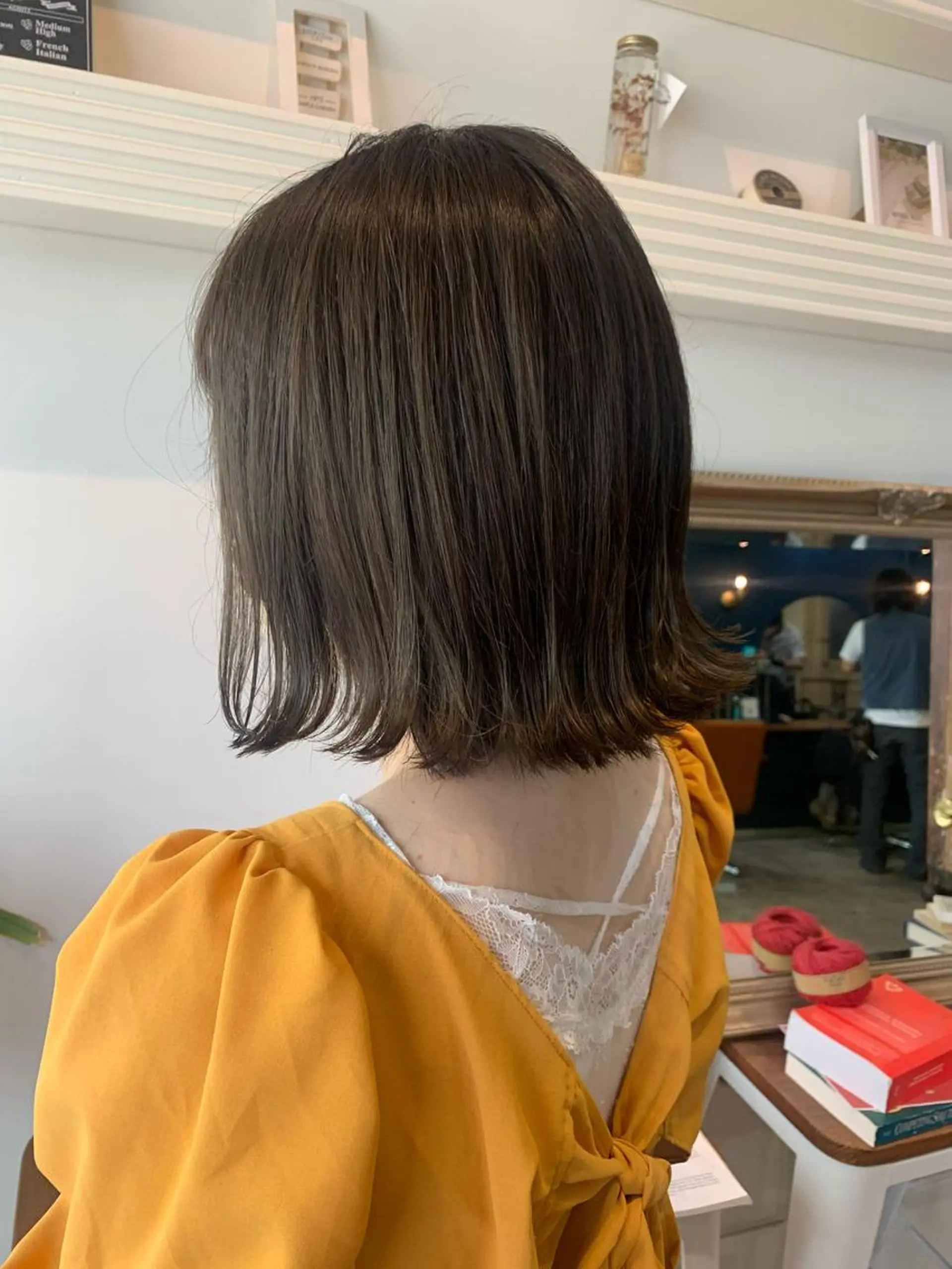 ミディアム カット ヘアカラー トリートメント ヘッドスパ ヘアセット 山口 竣也のヘアスタイル