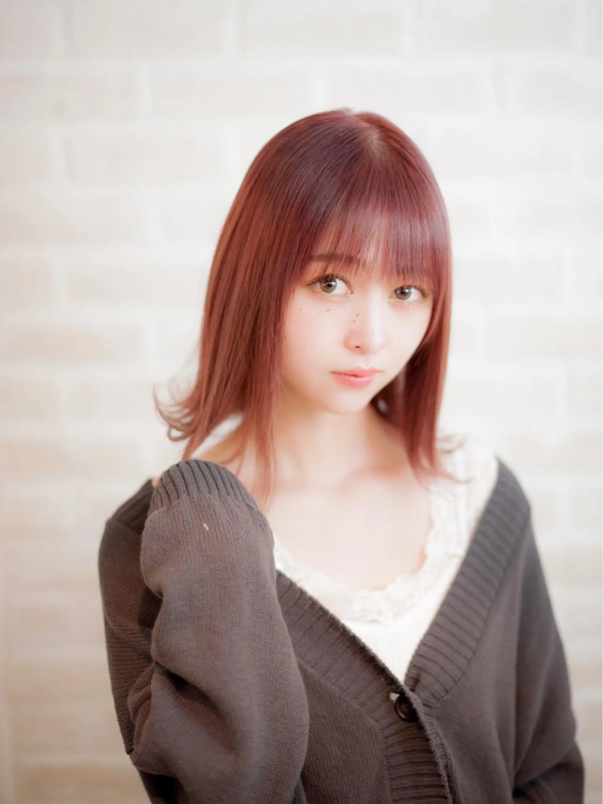 ミディアム カラー ベージュカラー ブリーチ ケアブリーチ ハイトーンカラー ピンクカラー カット ヘアカラー トリートメント ヘアセット Aujua ソムリエ 勝又舞夏のヘアスタイル