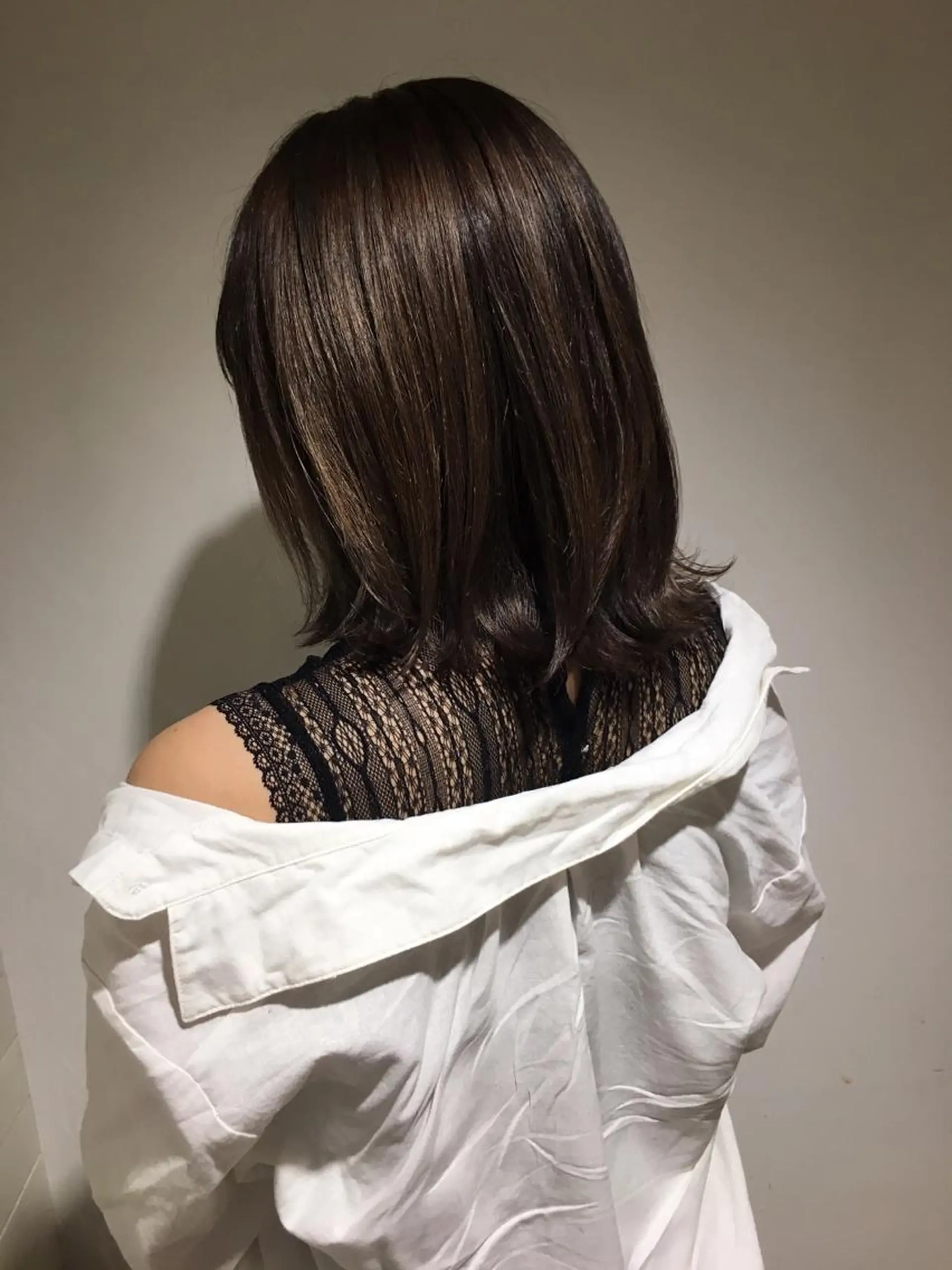 ミディアム ショートボブ ボブ ハイライト 外ハネヘア ヘアカラー トリートメント ヘッドスパ ヘアセット メンズツイスパ ショートフクヤマシンのヘアスタイル