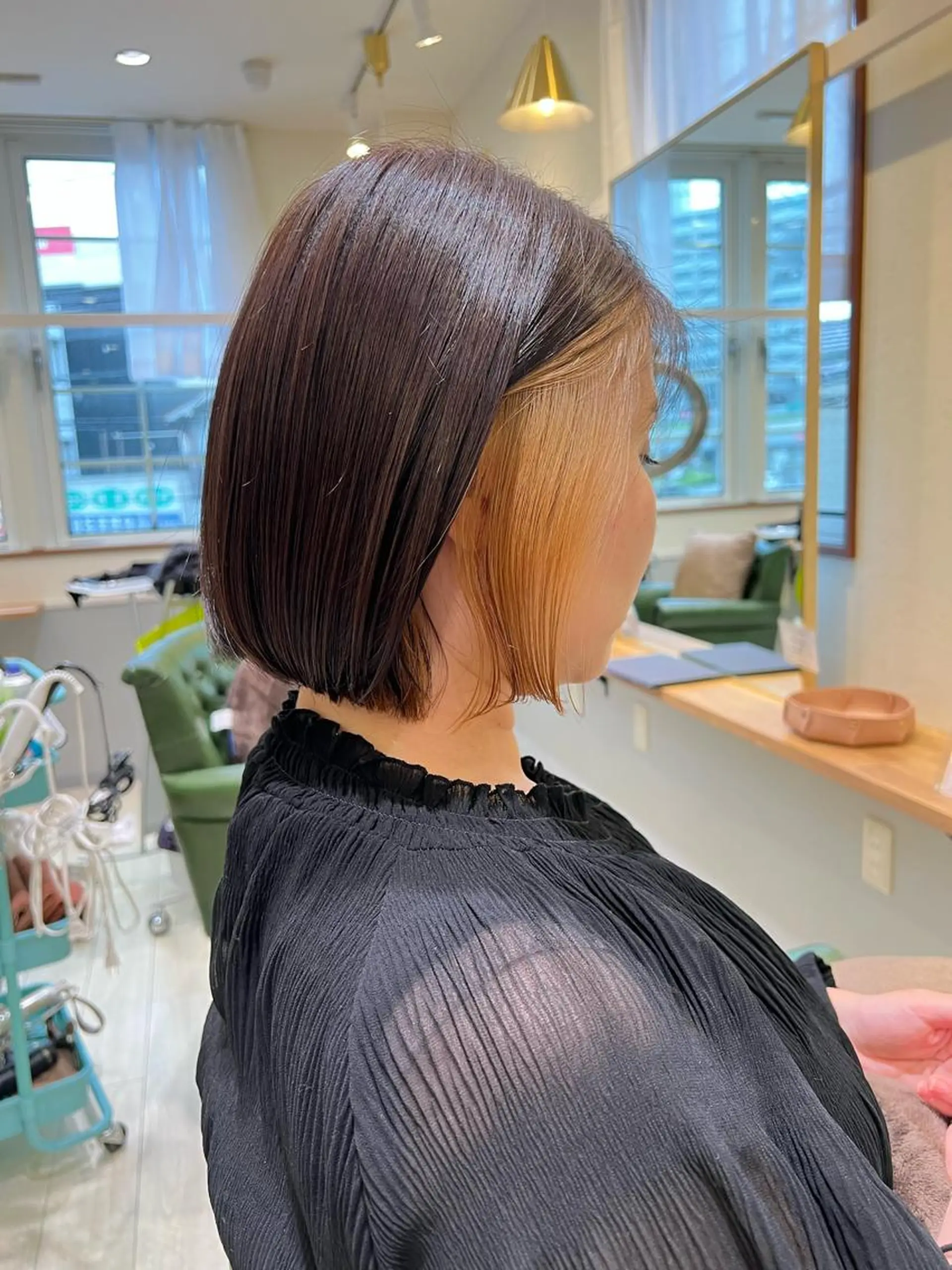 ショート ヘアカラー Laffin. Amiのマツエク・マツパデザイン