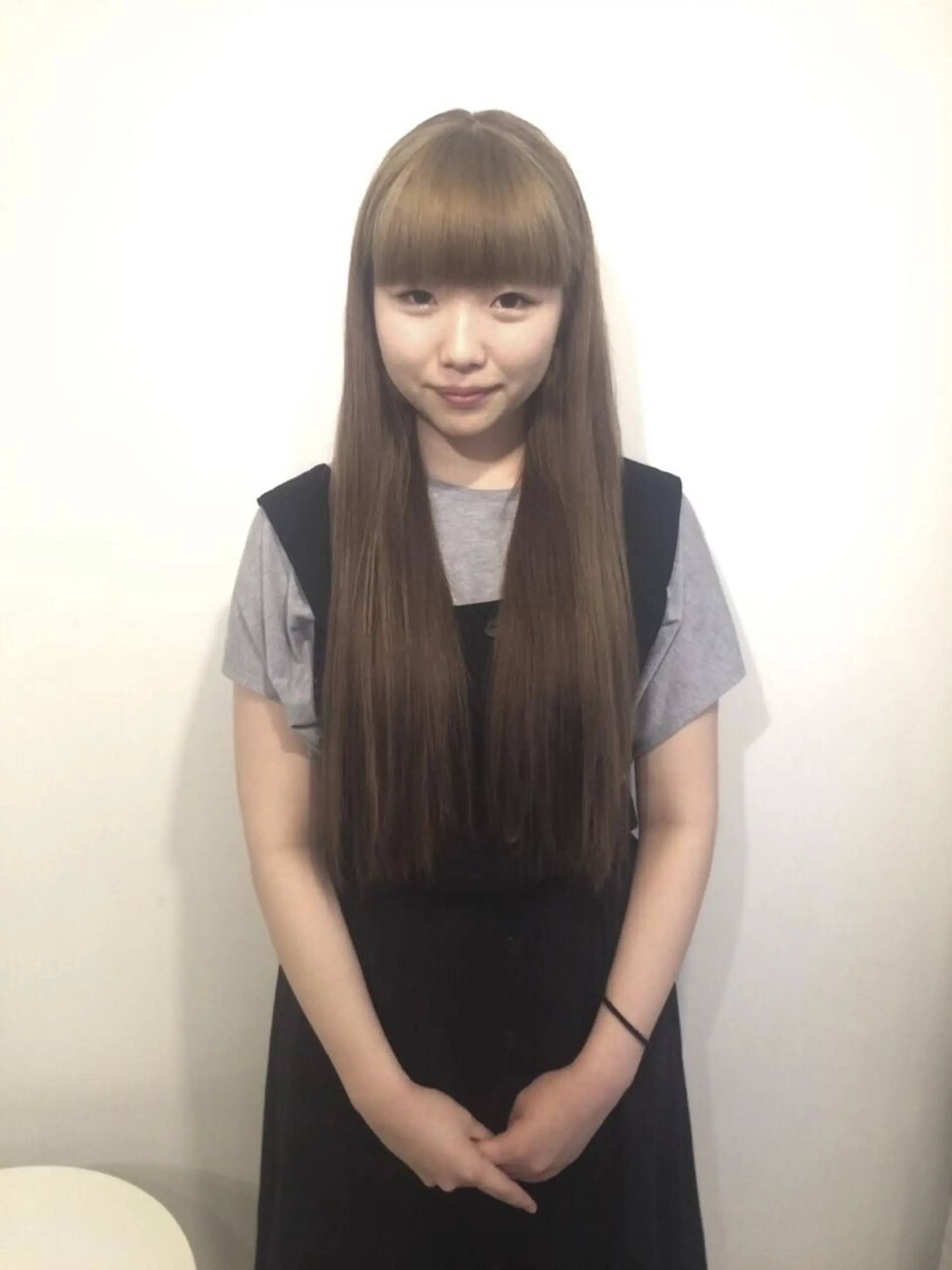 ロング カラー アッシュ ベージュカラー ブリーチ Maestro所属・🪼個性、雰囲気🪼 ⛈オカダ🎧のヘアスタイル