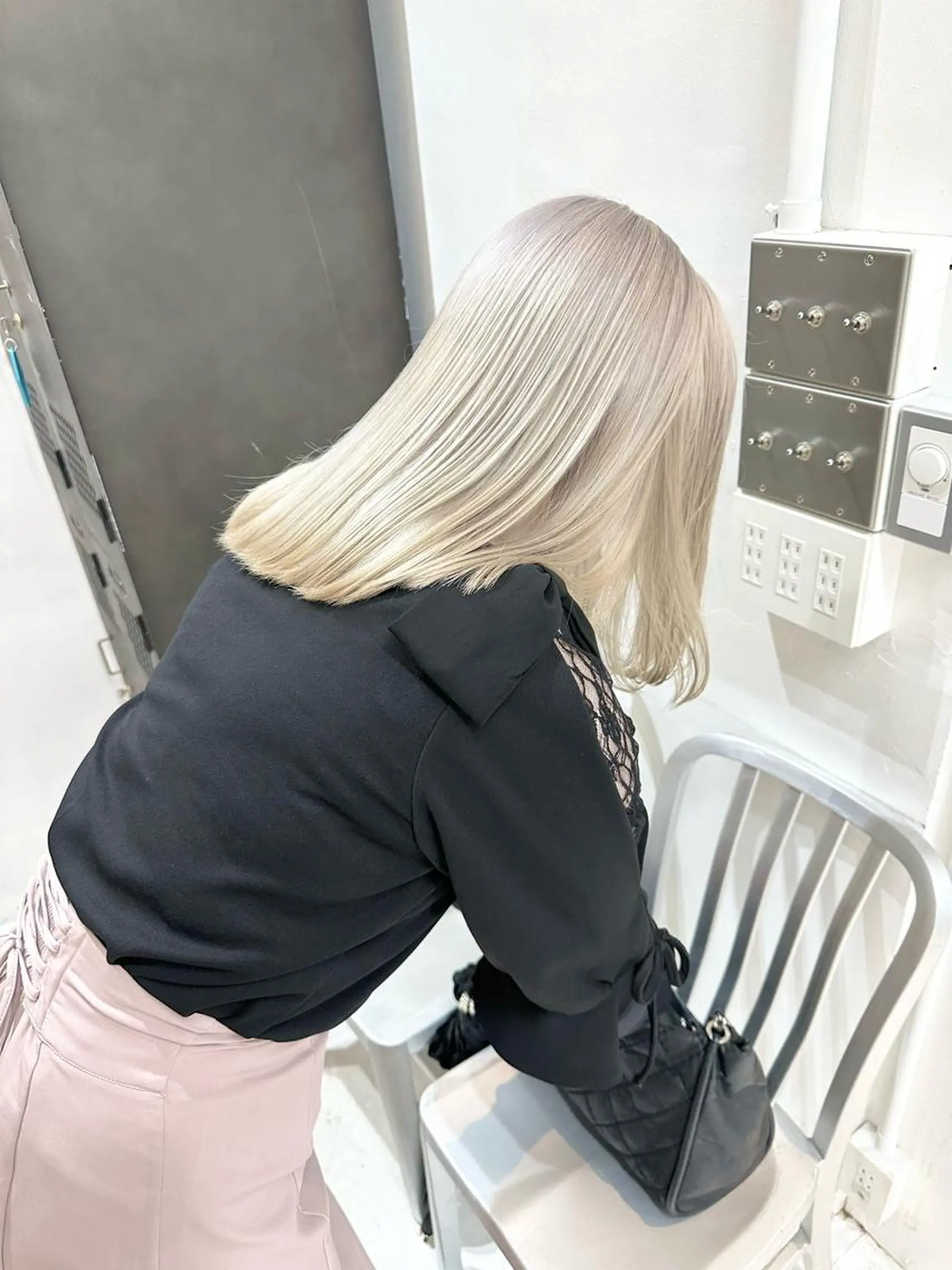 ミディアム カラー ヘアカラー トリートメント kai .のヘアスタイル