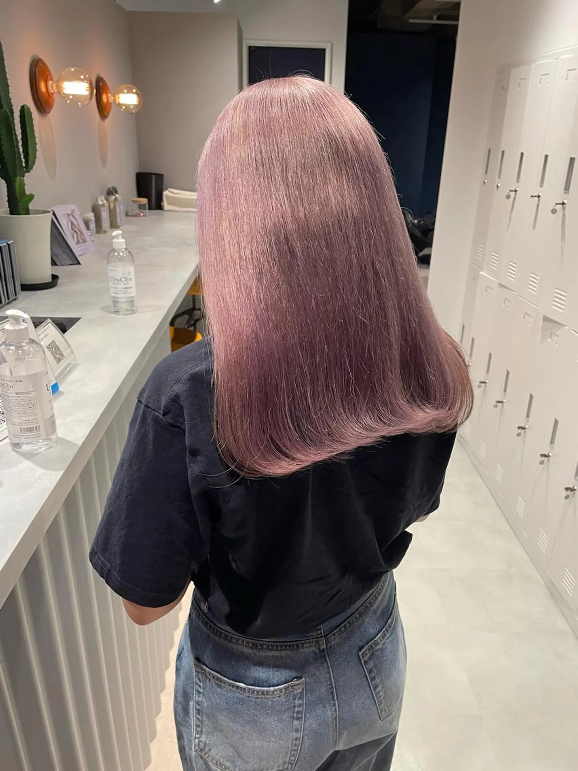 セミロング 外国人風カラー ハイライト レイヤーカット ヘアカラー トリートメント ヘアセット 🦄カラー比率90% 🦄TAKAYAのヘアスタイル