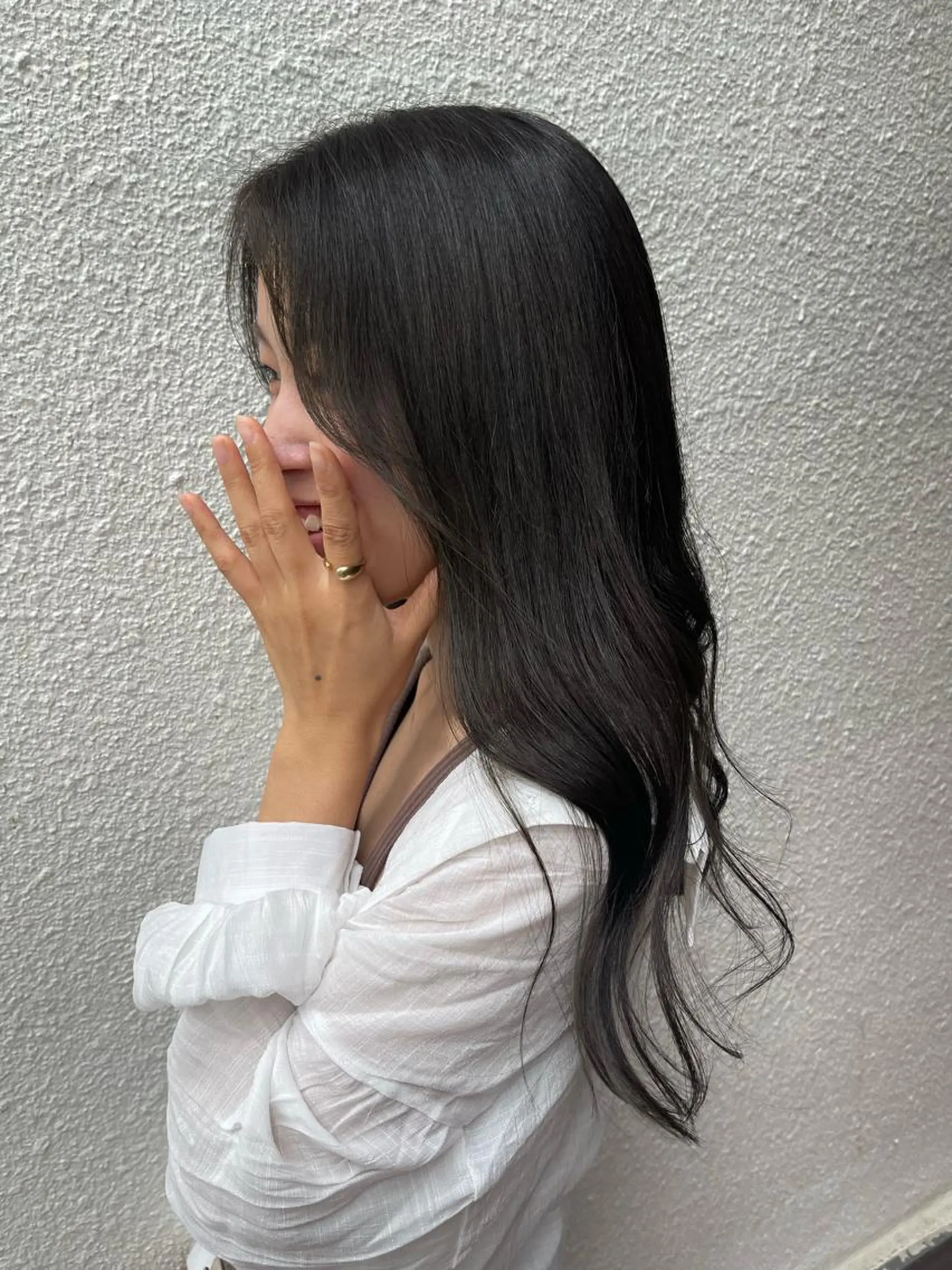 セミロング カラー グレージュ uni所属・中堀 遥のヘアスタイル