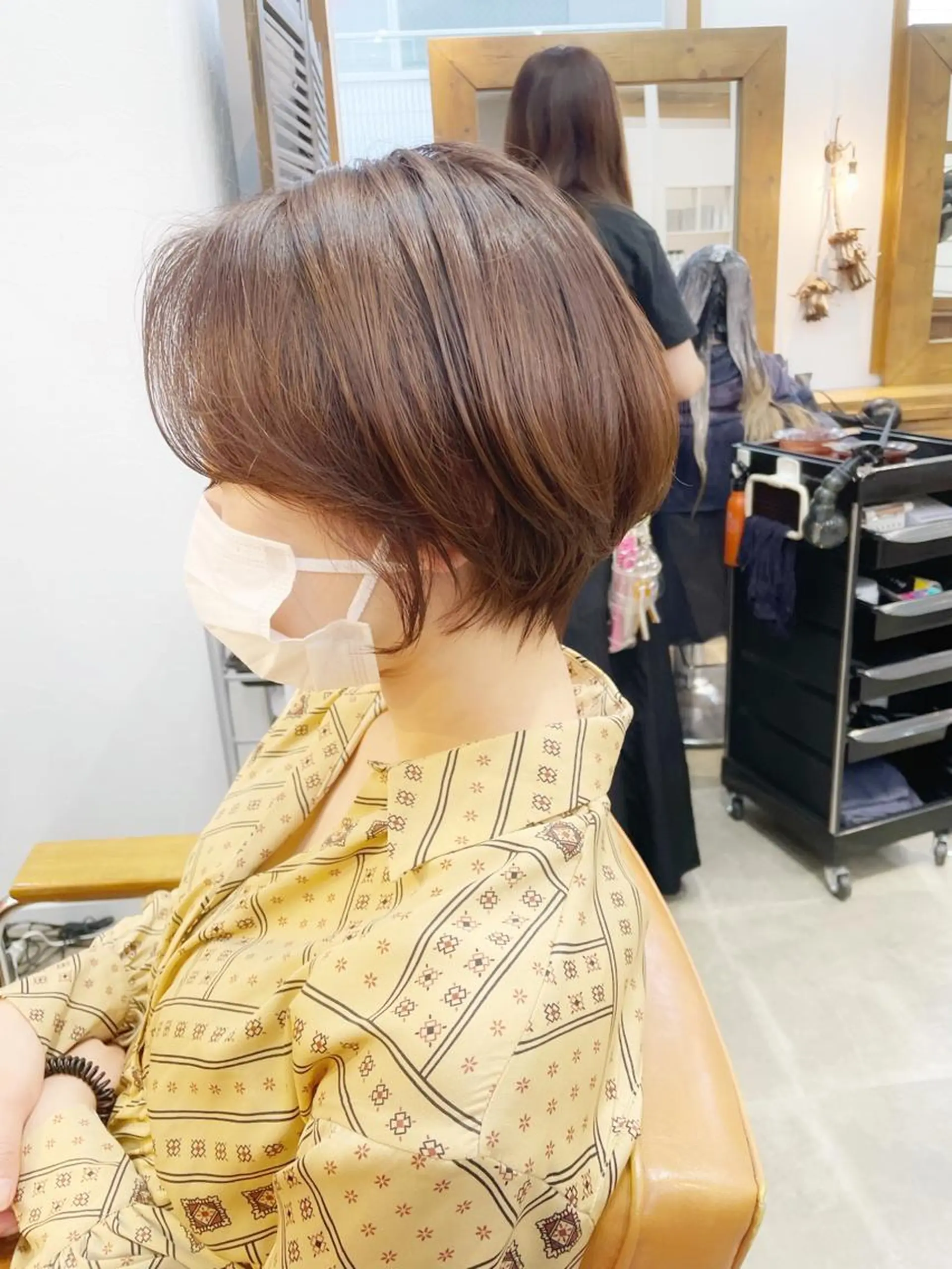 ショート カラー ショートボブ ハンサムショート ブリーチ ブリーチなしカラー ボブ カット ヘアカラー newline銀座所属・銀座ショート/ 大人ショート/金子涼のヘアスタイル