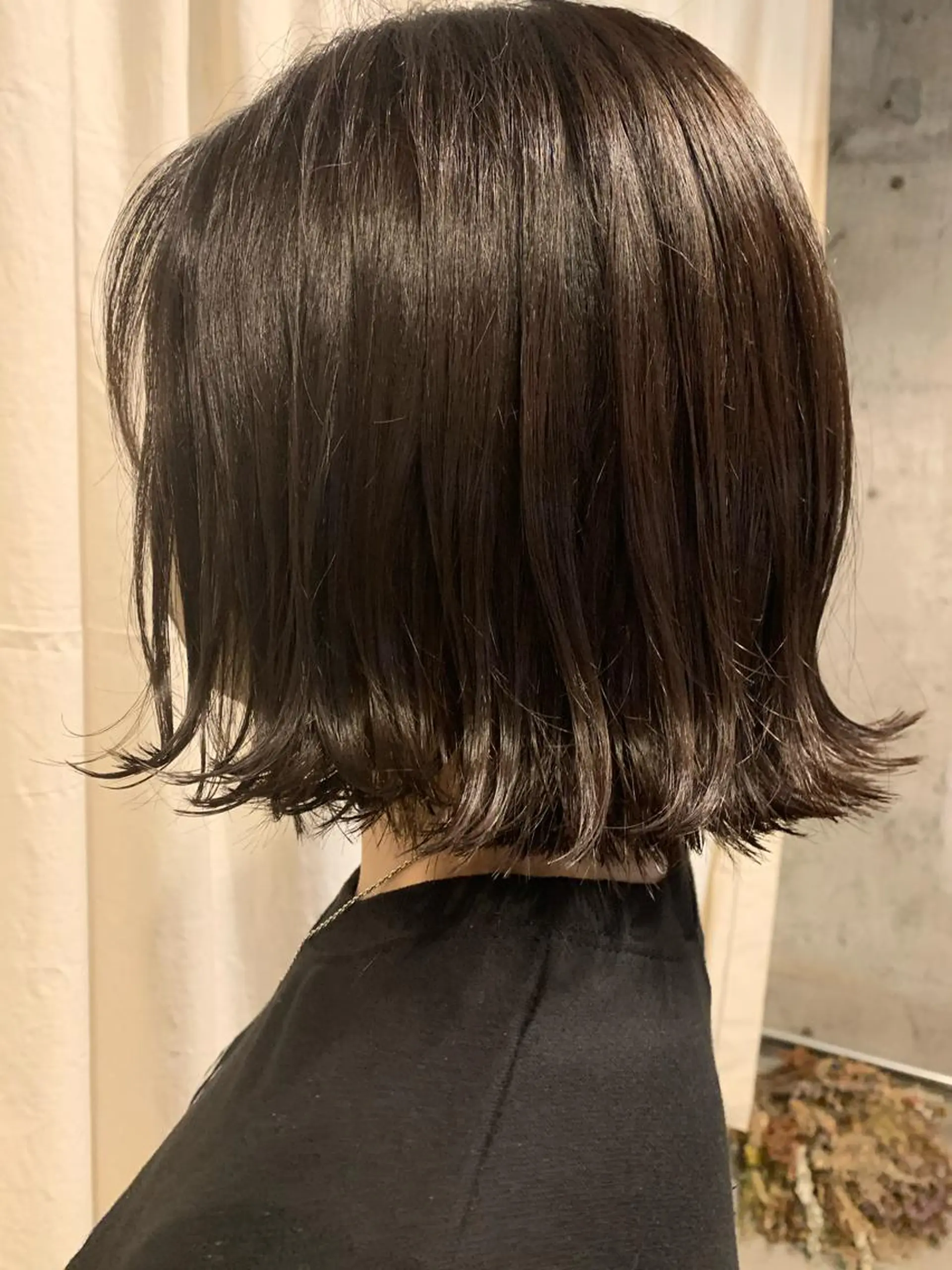 ミディアム ブリーチなしWカラー /地毛風/小林凪沙のヘアスタイル