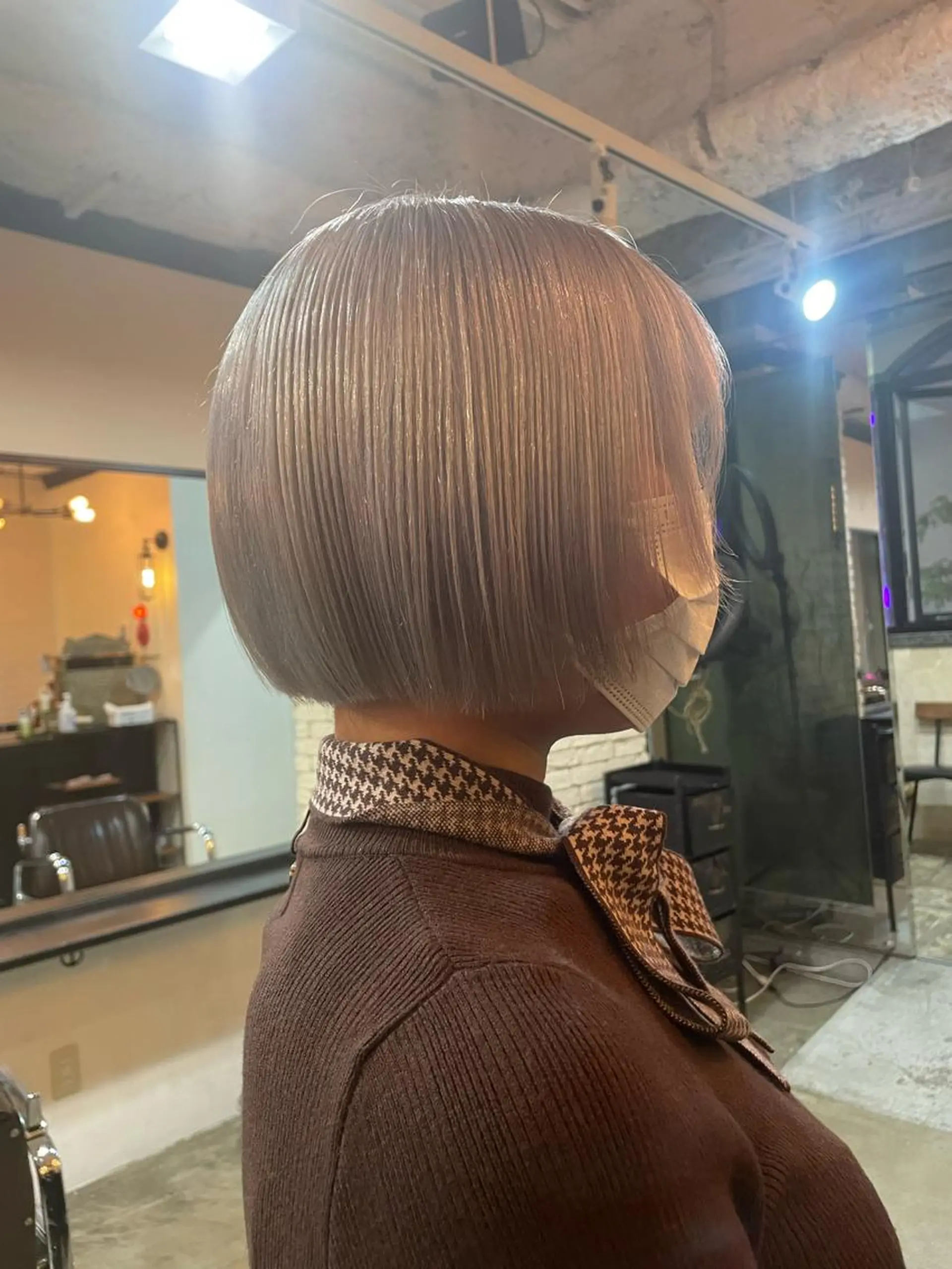 ショート カラー YEAU　PLUS所属・極上の艶髪 RINAのヘアスタイル