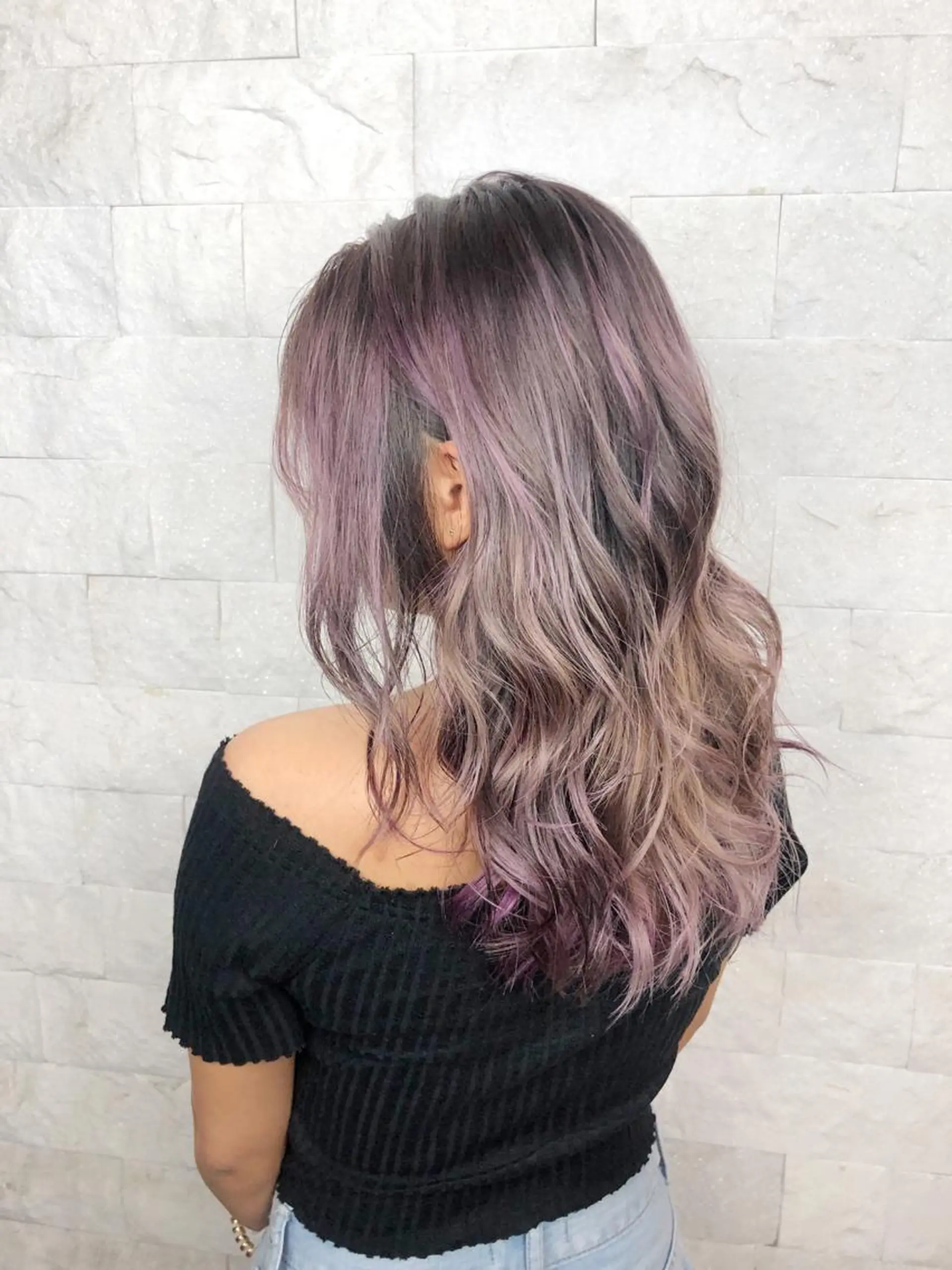 ミディアム レイヤーカット 圧倒的美髪ストレート ツダケイタロウのヘアスタイル