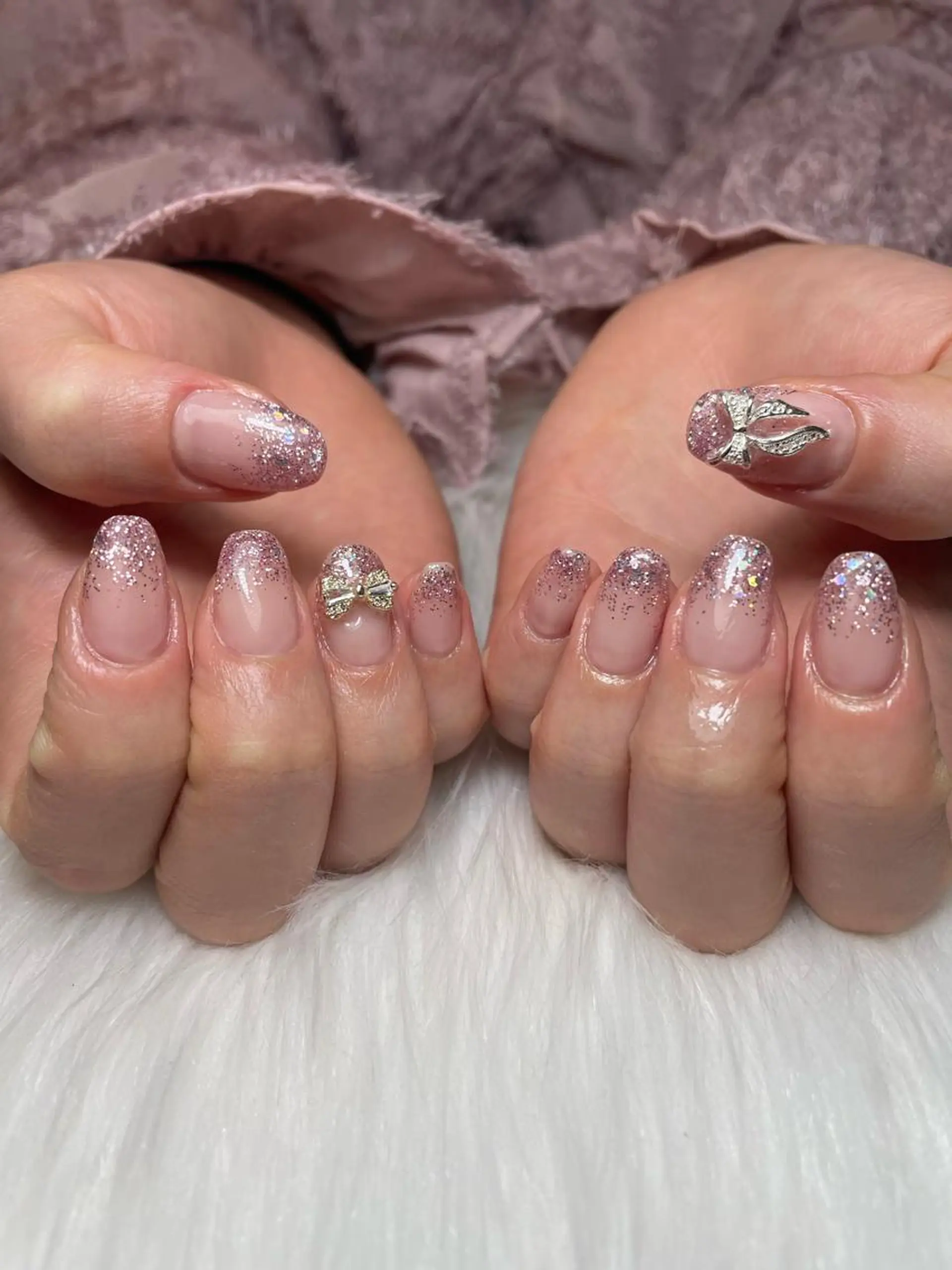 ネイル グラデーション 大袋駅東口徒歩2分 alivioのネイルデザイン