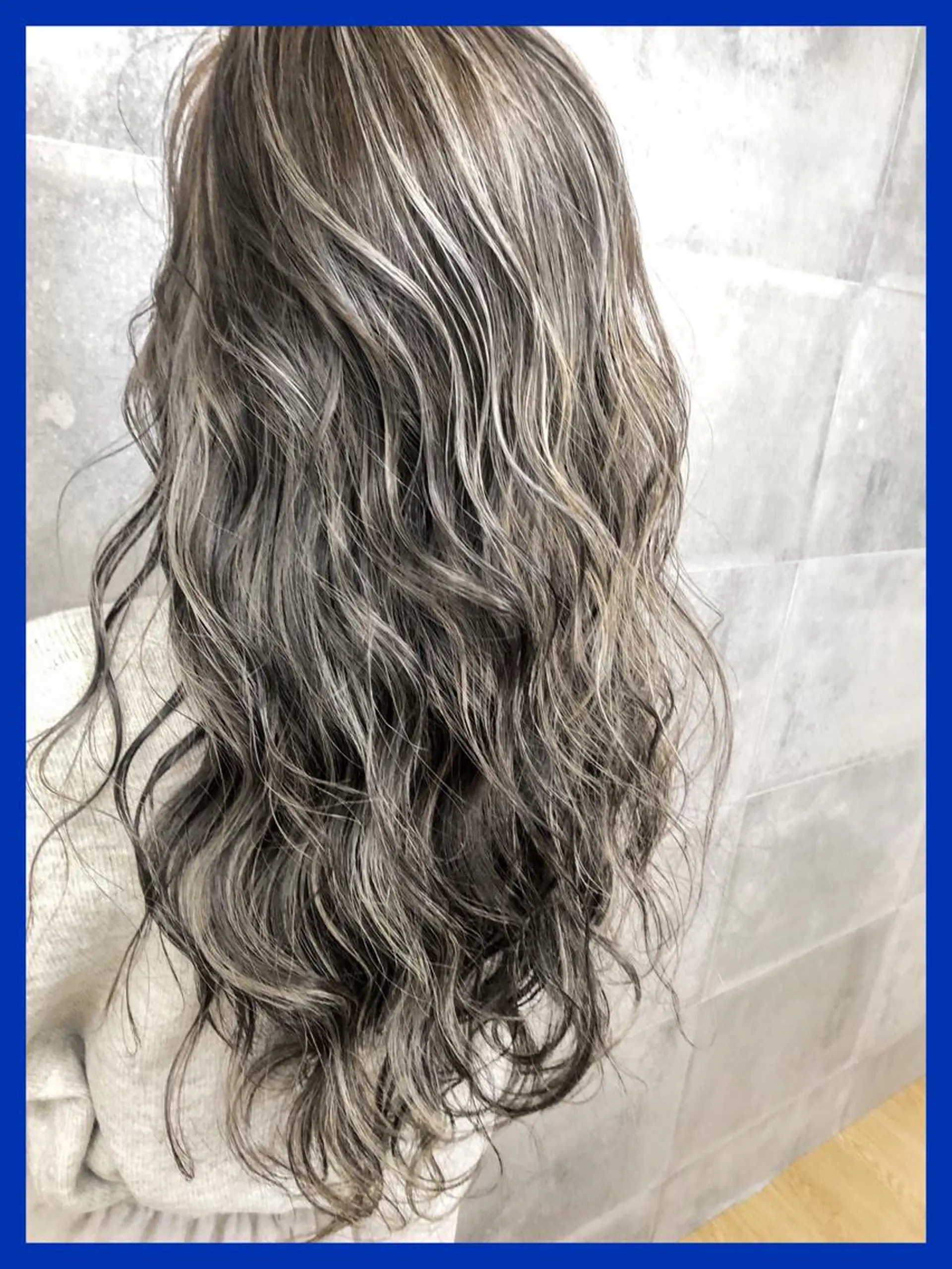 ロング カラー カット ヘアカラー youres hair髪質改善トリートメント&ヘッドスパ新宿三丁目店所属・レイヤーカット× 髪質改善たもりのヘアスタイル