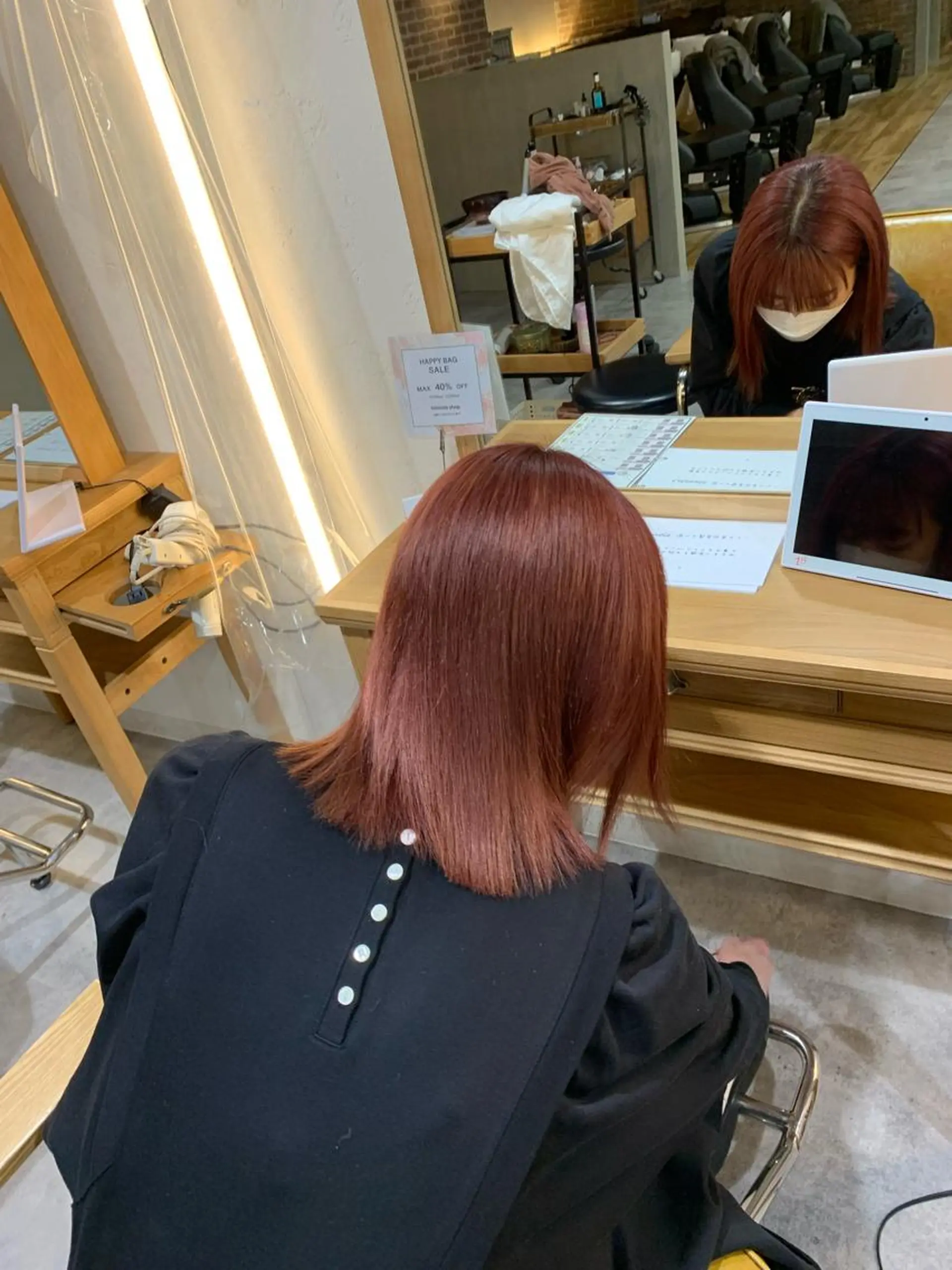 セミロング カット ヘアカラー 福崎 真奈のヘアスタイル