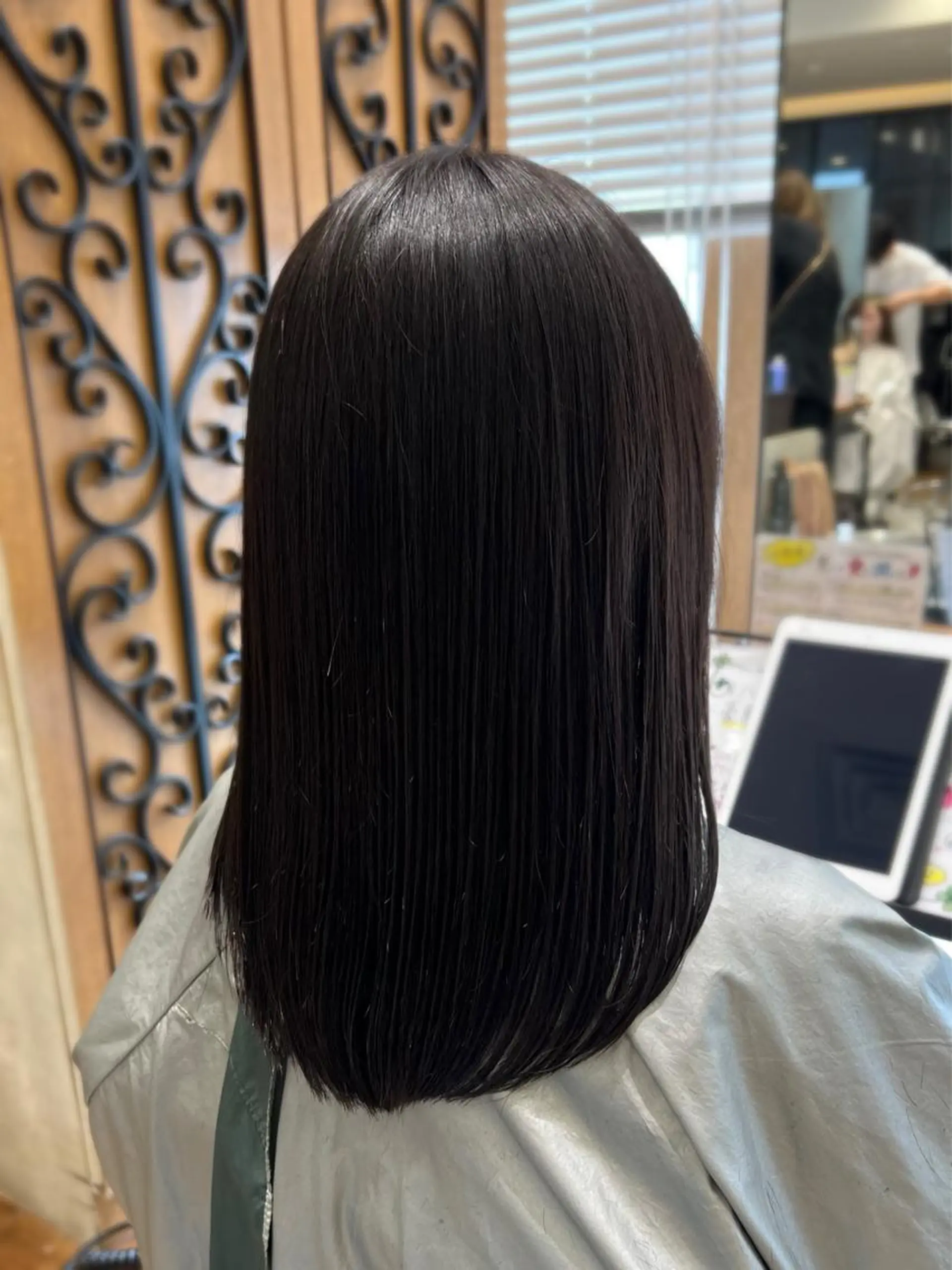 ミディアム 髪質改善 カット ヘアカラー トリートメント 🧡くびれヘア/前髪 顔周り🧡久原結衣のヘアスタイル