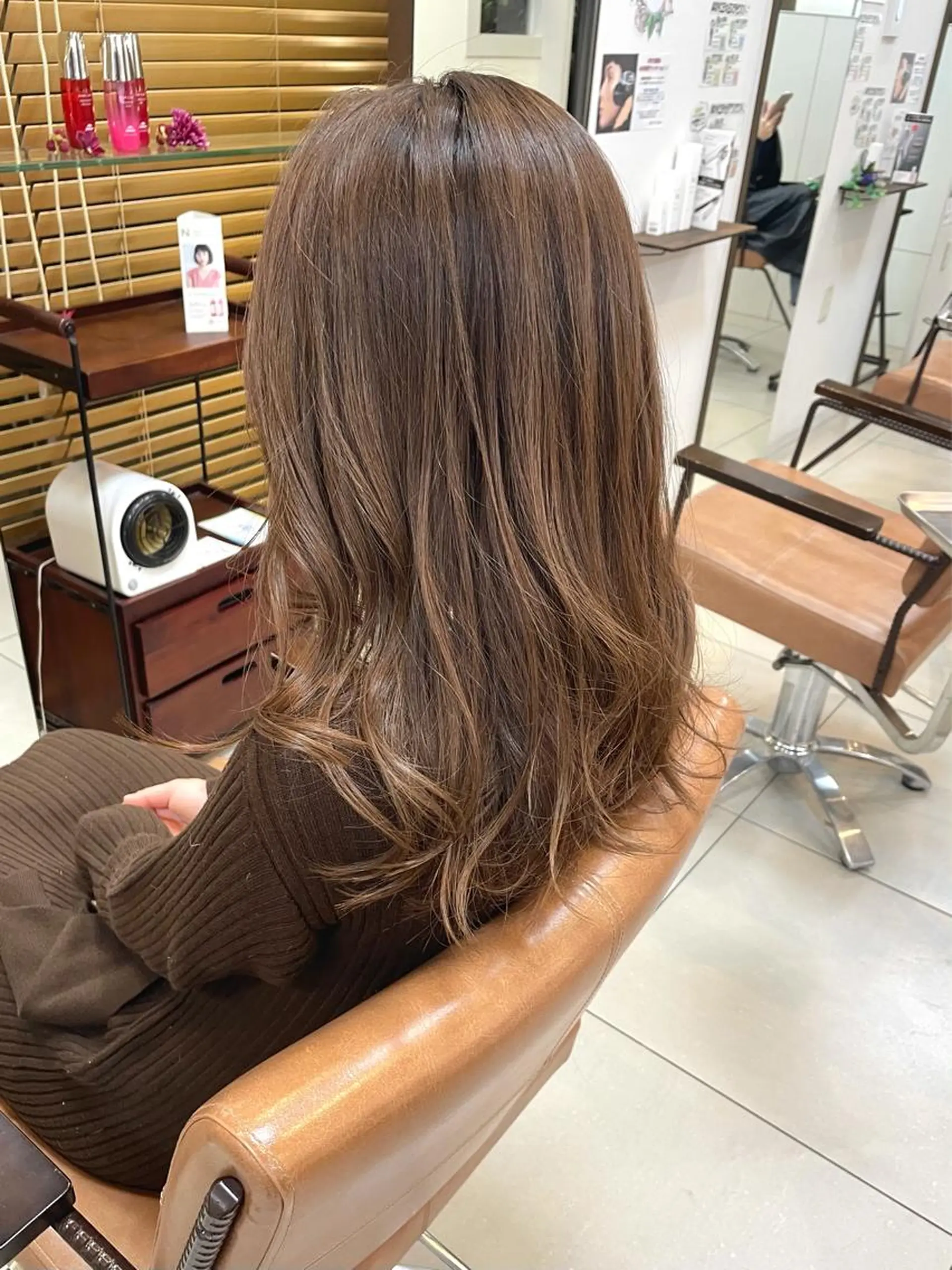 セミロング カット ヘアカラー 明石遼/ベージュ / ピンクのヘアスタイル