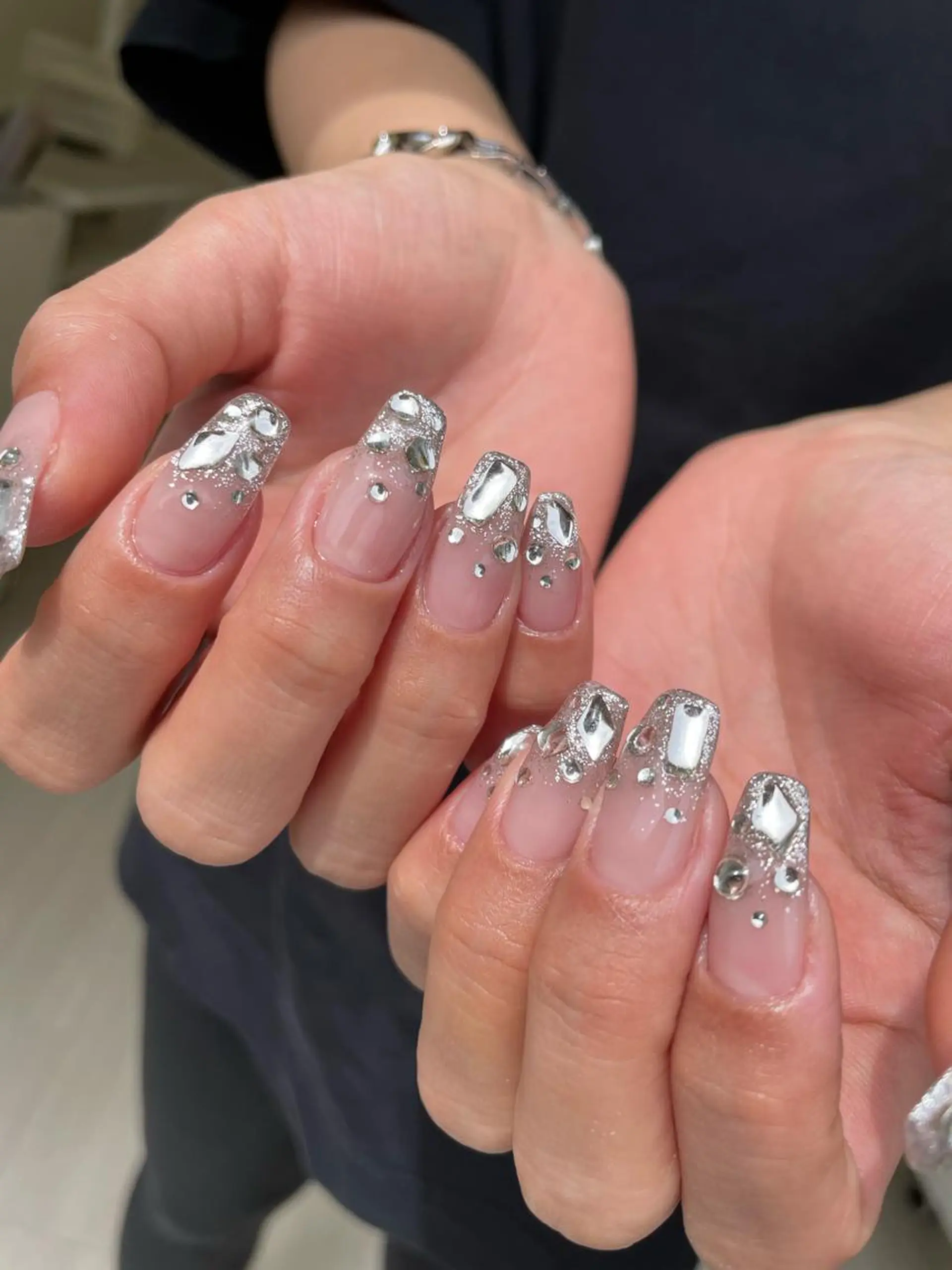 ネイル ハンドネイル MiMi NAIL TOKYO所属・Hisaka Mikiのネイルデザイン