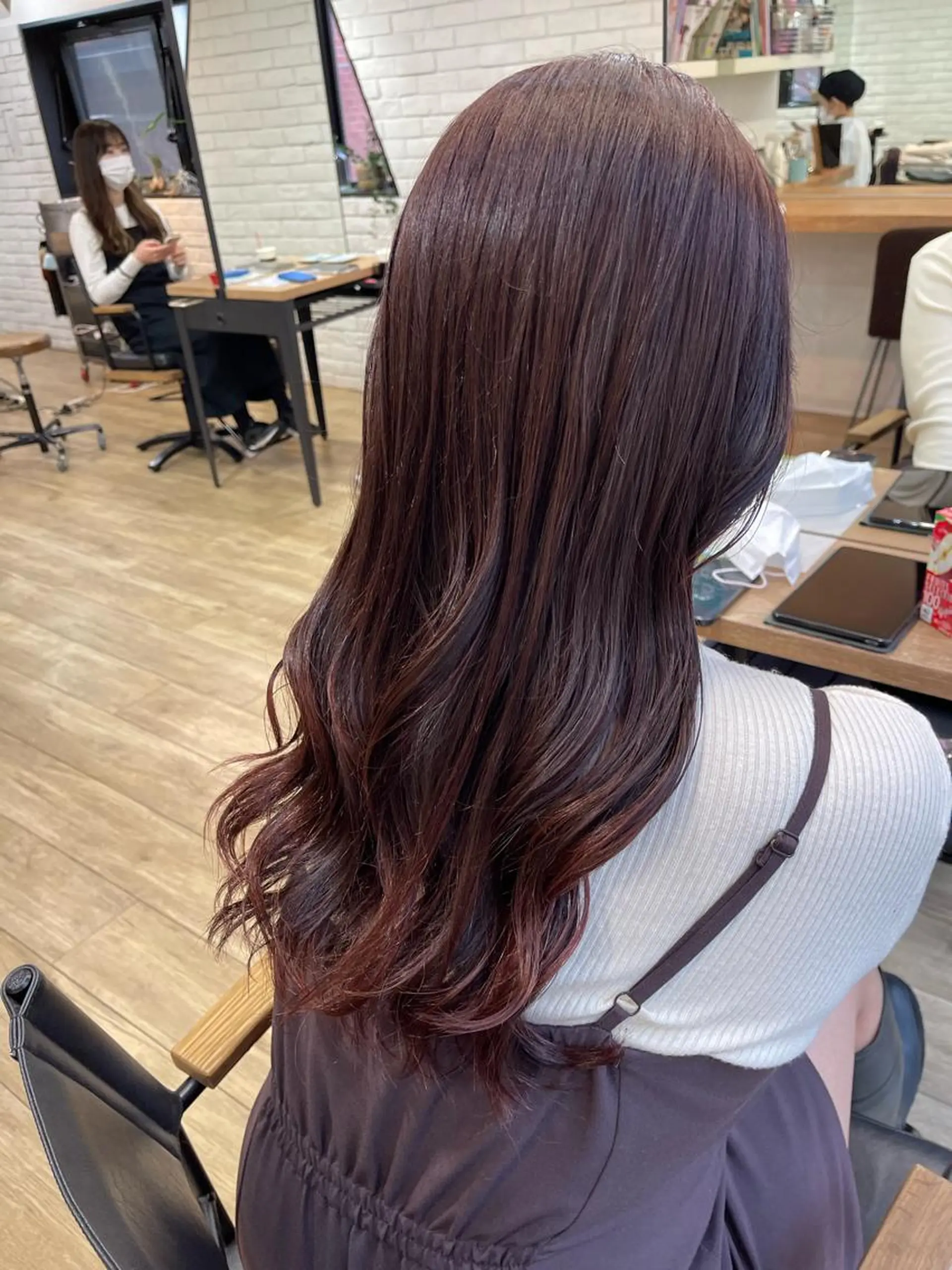 カラー 四ッ井 翔のヘアスタイル