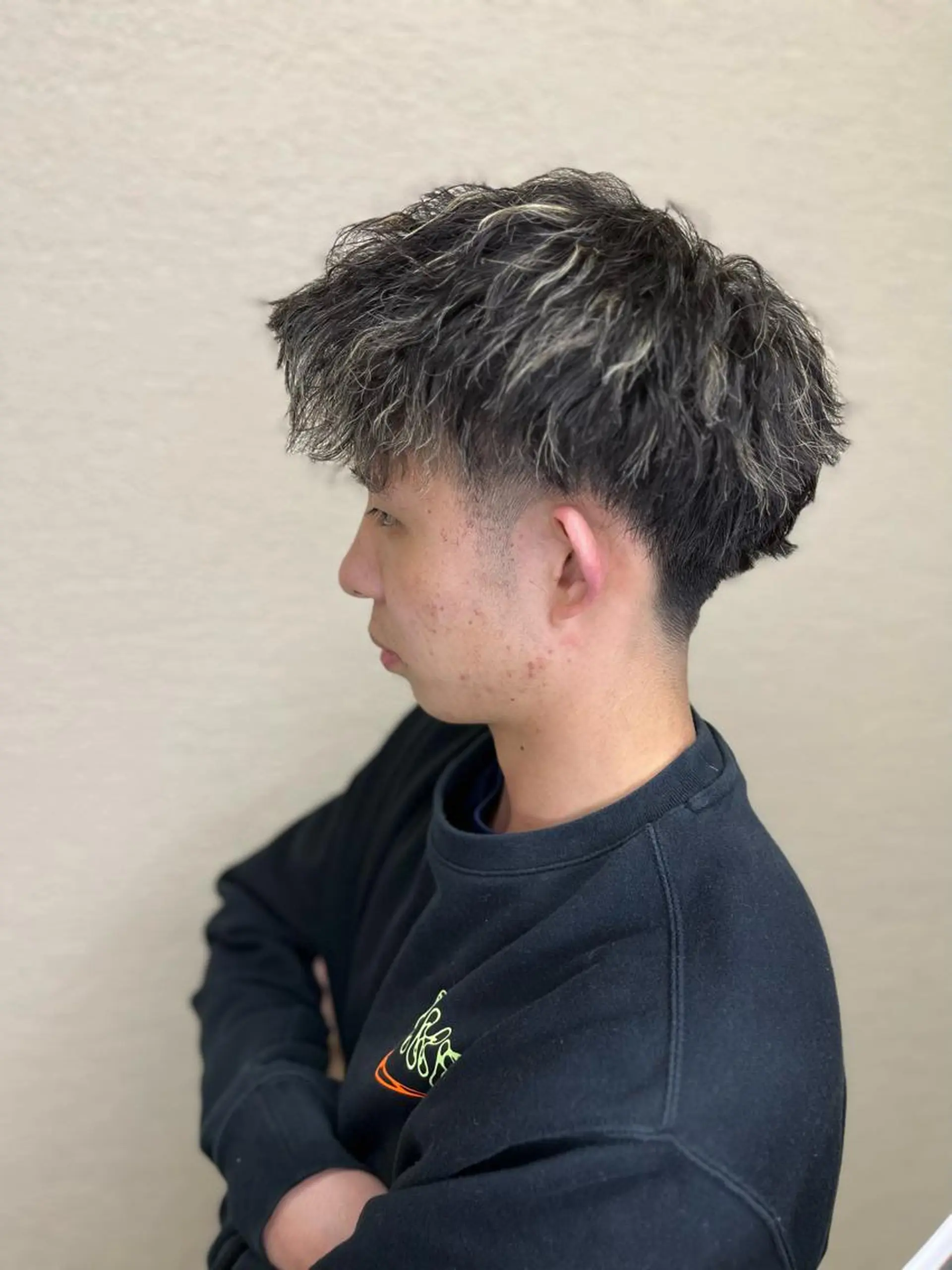 カラー メンズ メンズメッシュ モヒカン 刈り上げ メッシュ modeK's朋生/ 似合わせカット🫧のヘアスタイル