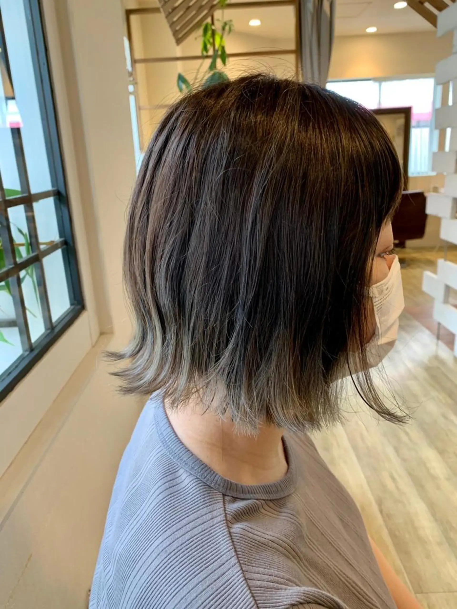 ミディアム カラー カット chill out 南塚口本店のヘアスタイル
