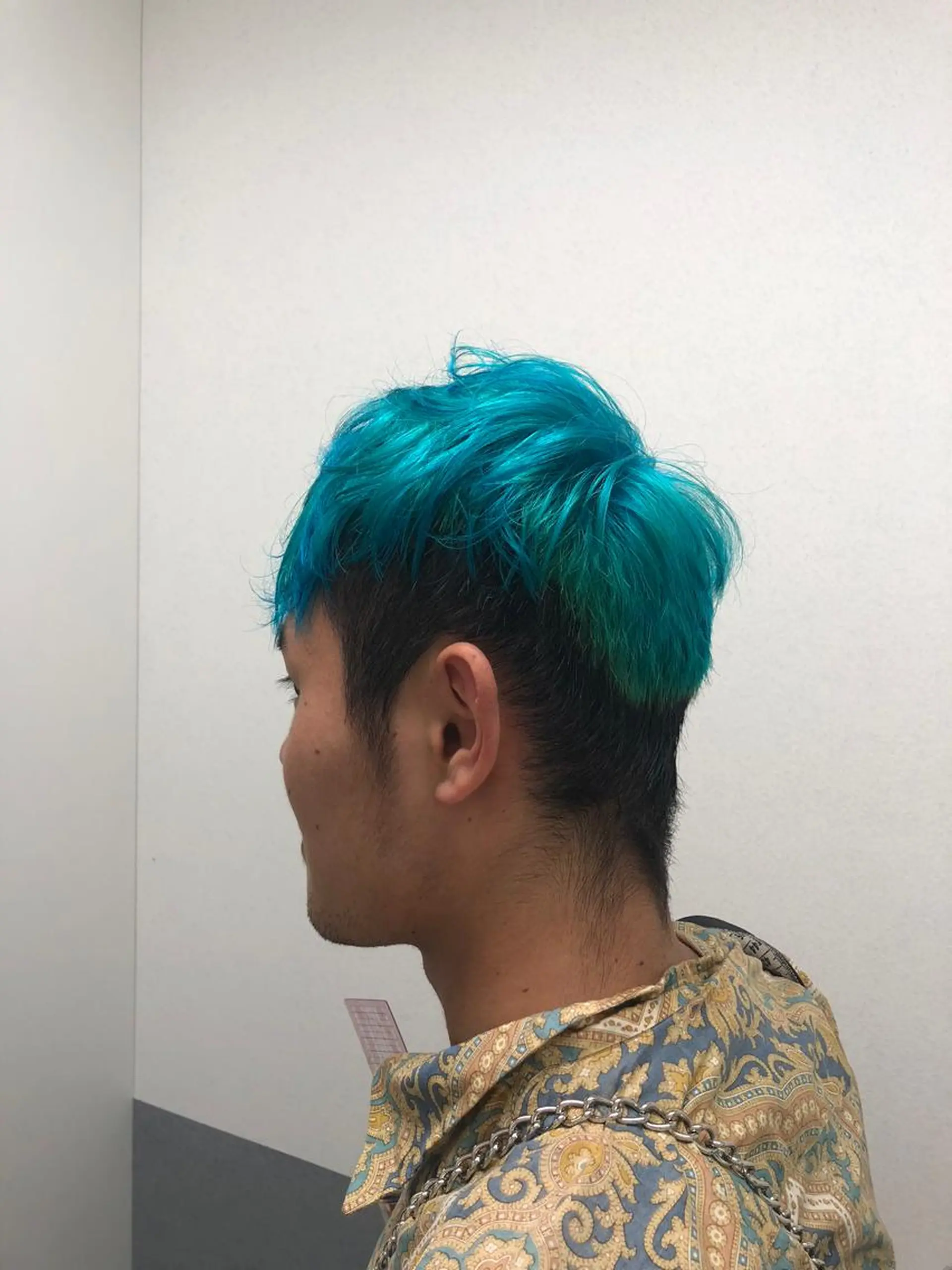 カラー ブリーチ ケアブリーチ ダブルカラー ハイトーンカラー 人気のレイヤーカット TAROのヘアスタイル