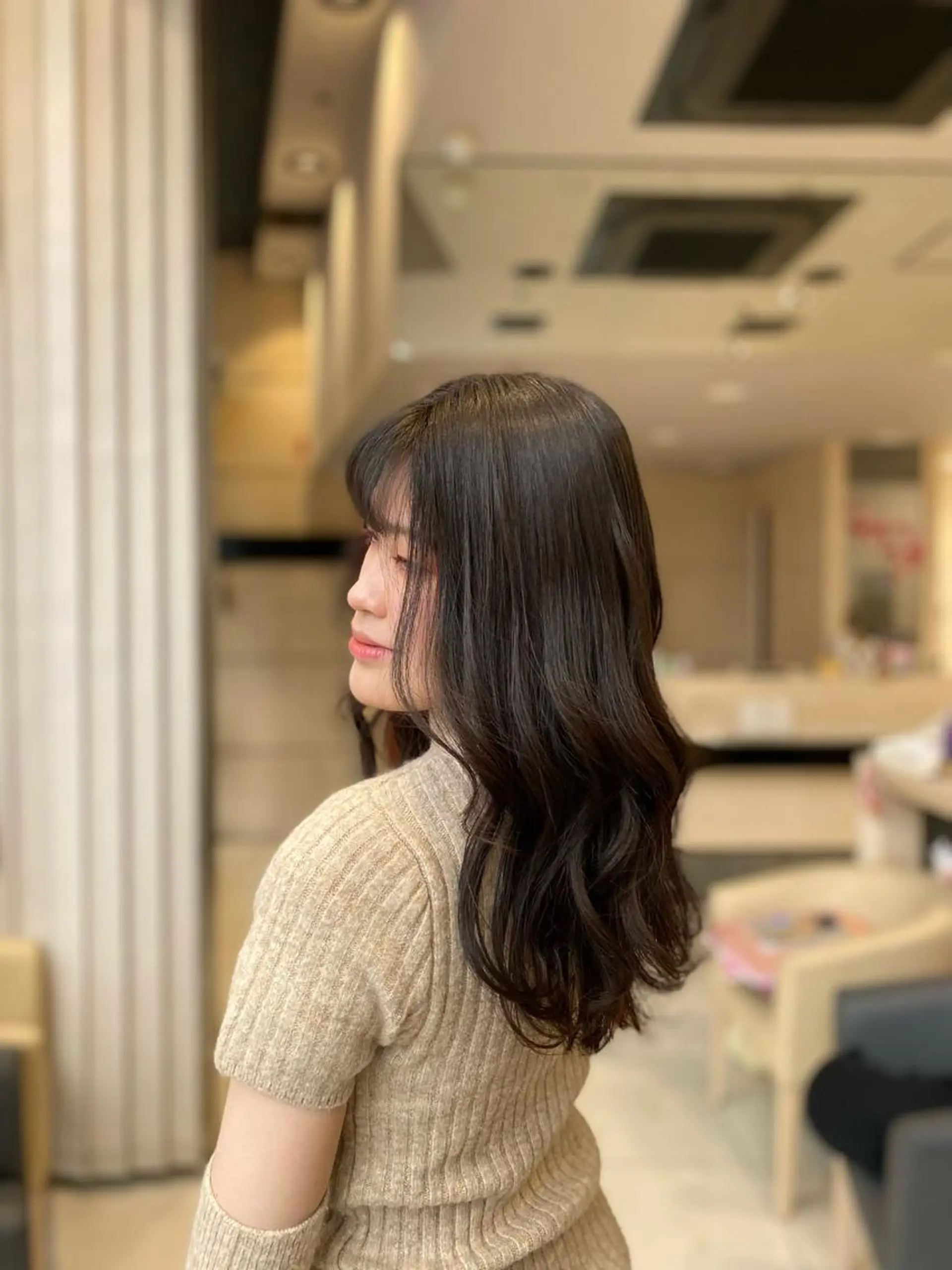 ロング ‎‪🩰 艶髪ト レンド しおり🔅のヘアスタイル