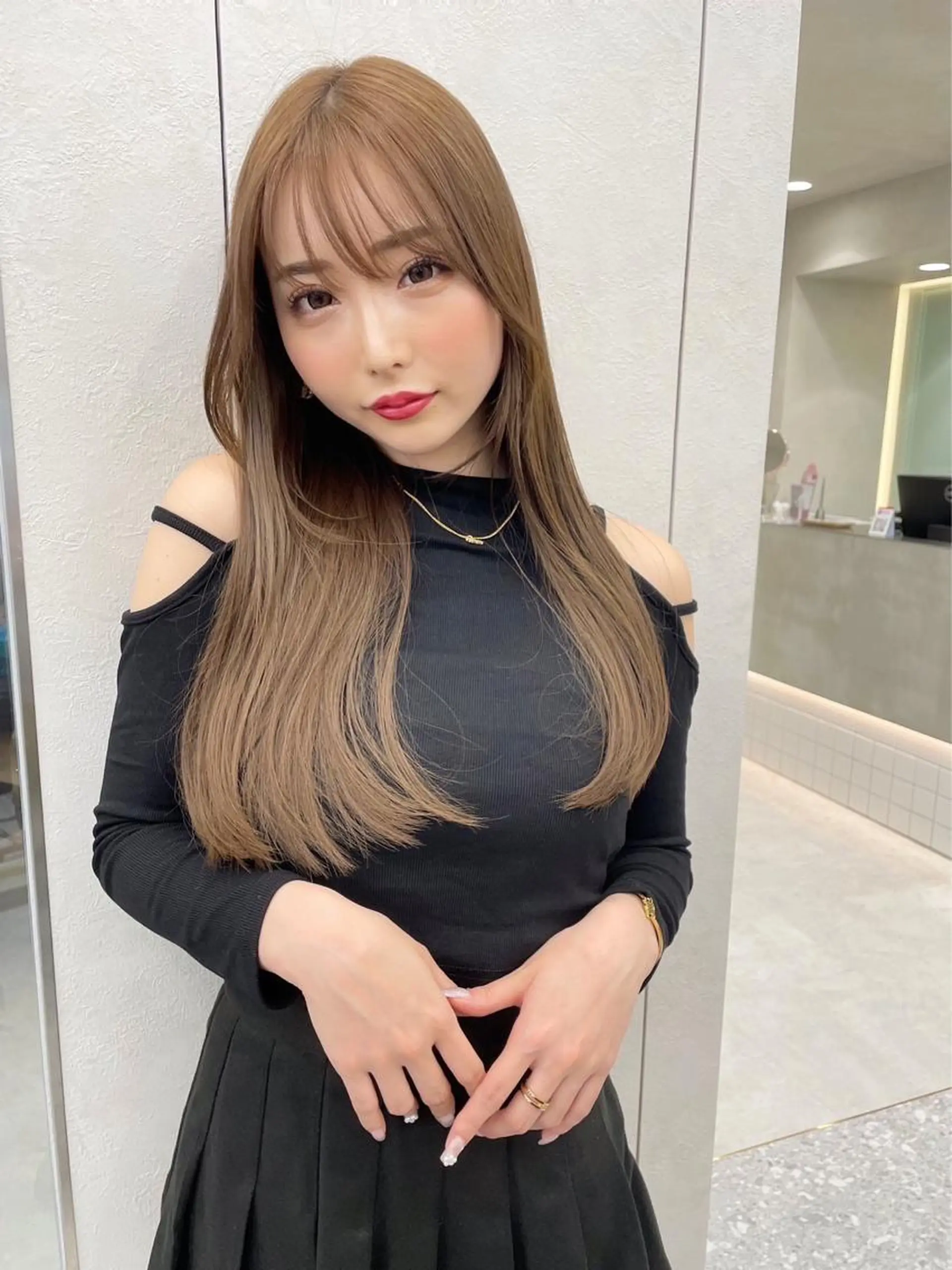 ロング カラー ヘアアレンジ カット ヘアカラー 縮毛矯正 トリートメント 《髪質改善✖️ハイト ーン🧸》小嶋拓也のヘアスタイル
