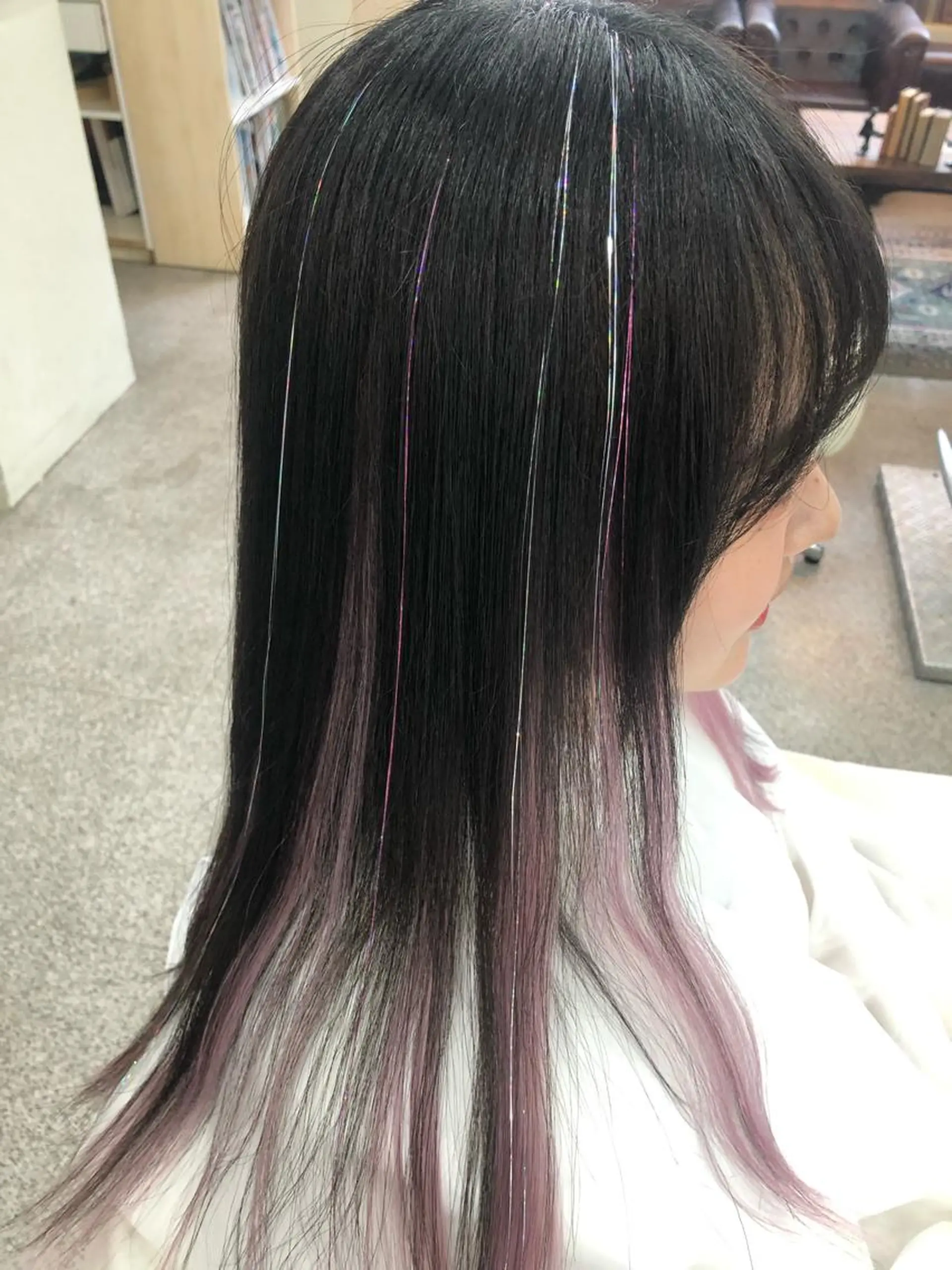 セミロング エクステ エクステ ハイトーン 💭黒崎ハルカのヘアスタイル