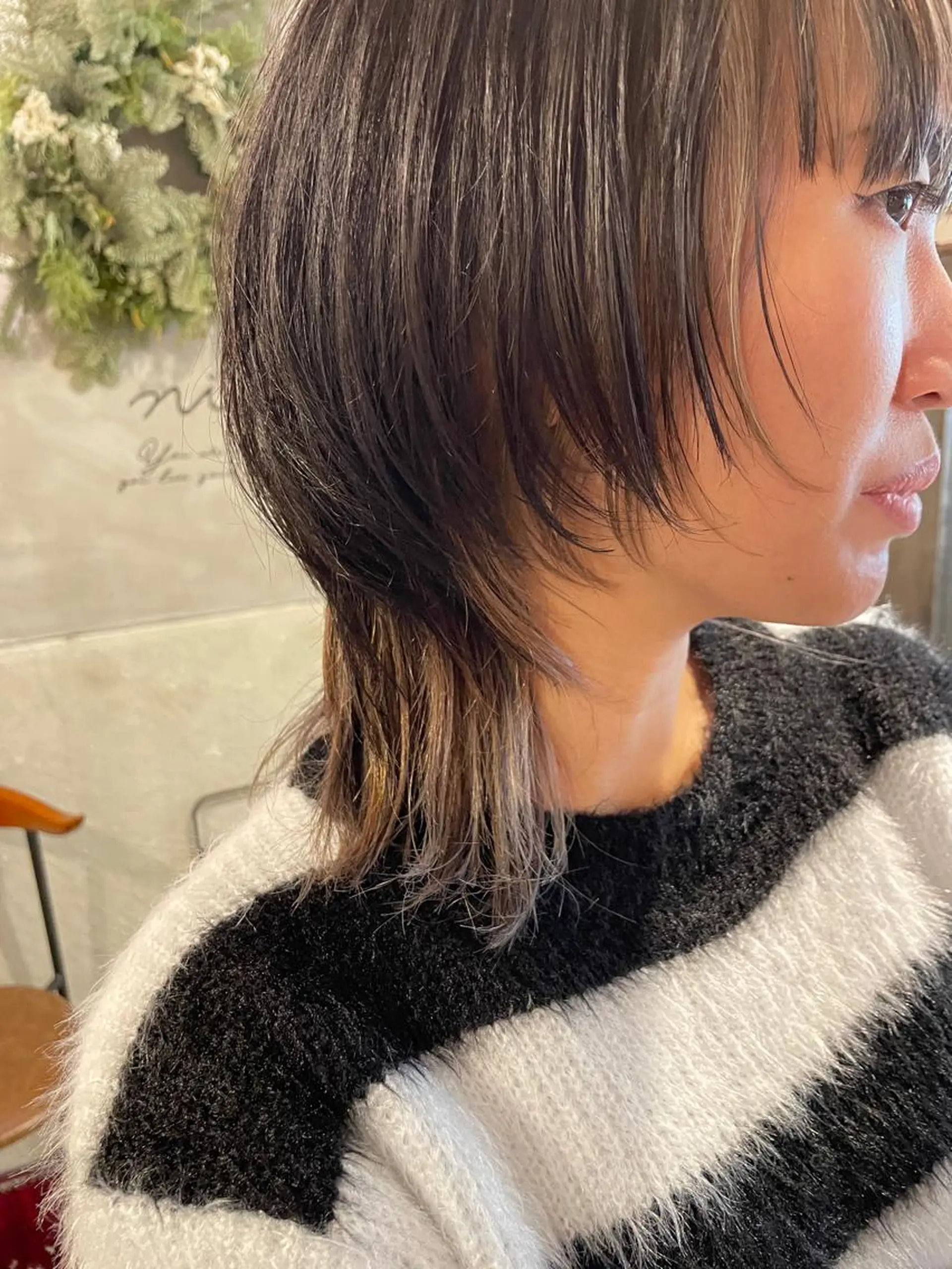 セミロング ウルフカット カット ヘアカラー トリートメント さの あやねのヘアスタイル
