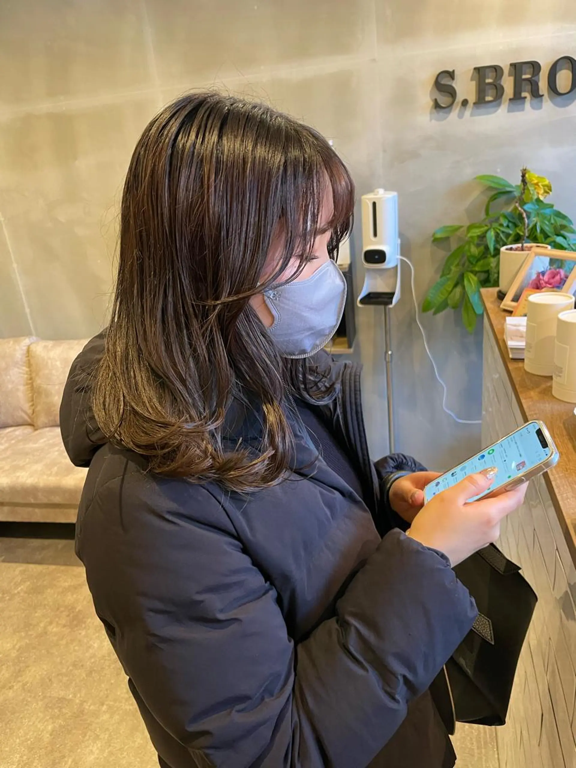 セミロング S.BROOM なんばTAKUYAのヘアスタイル