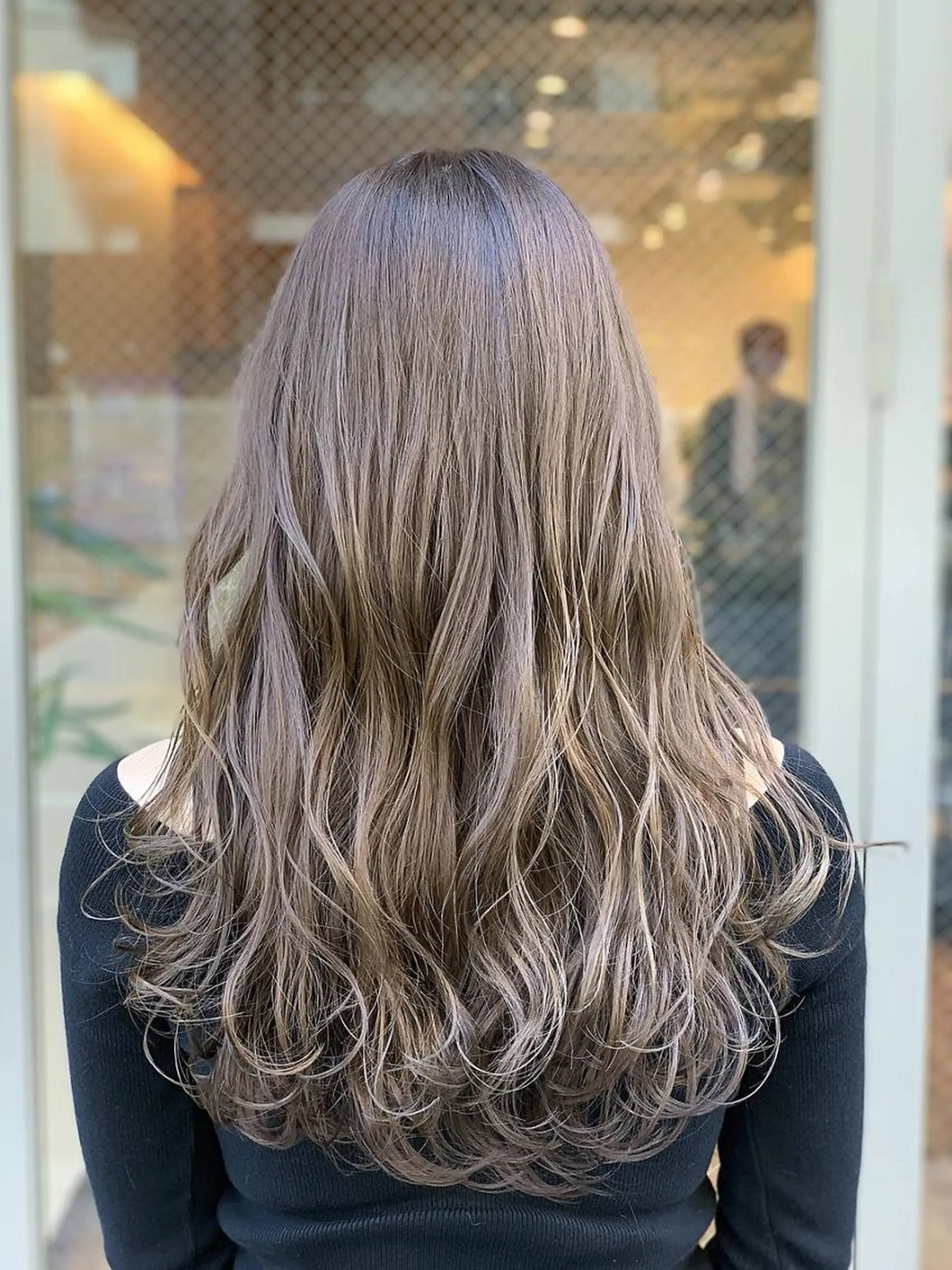 カラー セミロング ☆Lotus船橋店 ヒヤマ　サキ　☆のヘアスタイル