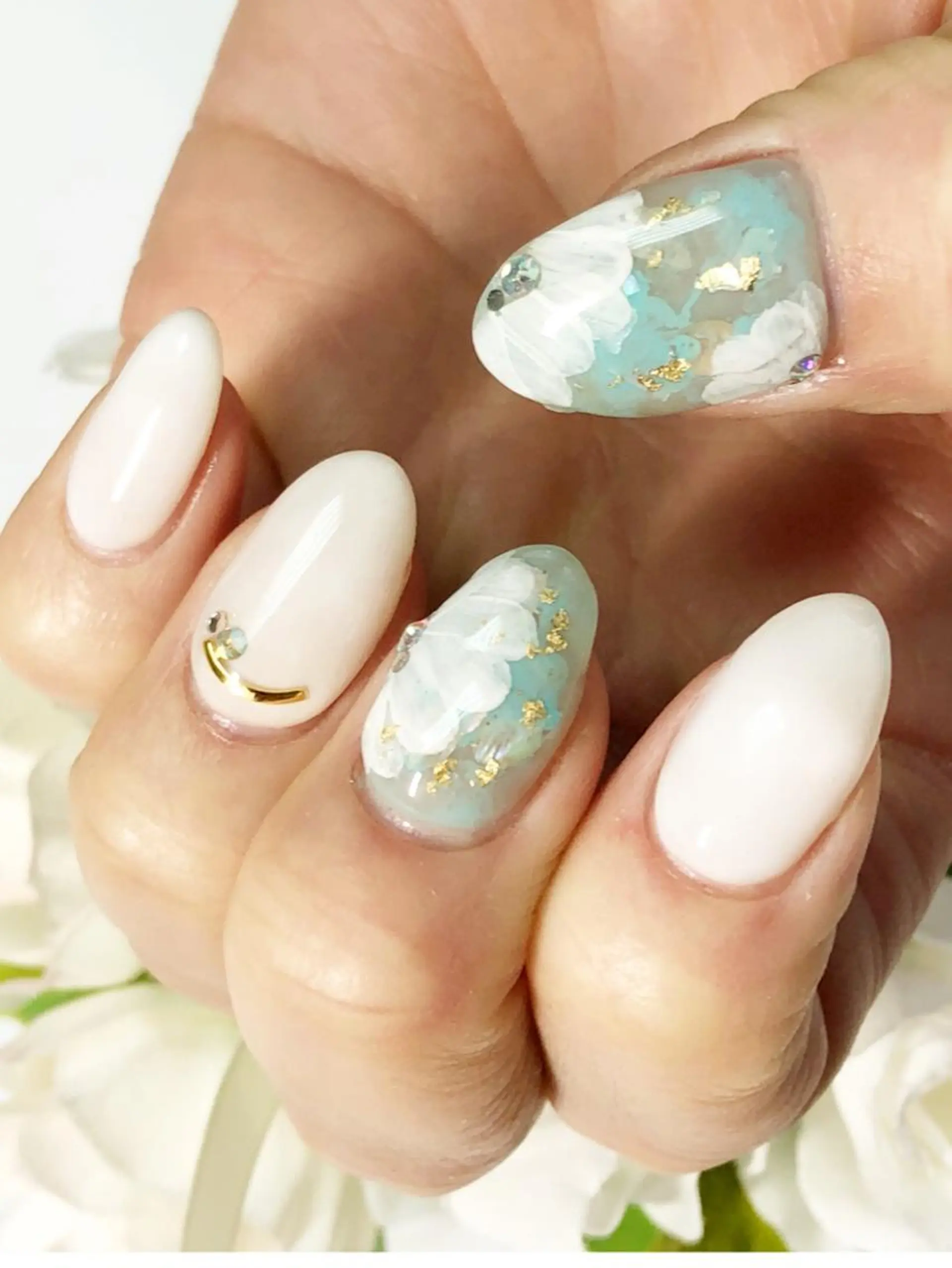 ミディアム カラー ネイル キラキラネイル シンプルネイル ハンドネイル CITRAtotal beautyのネイルデザイン