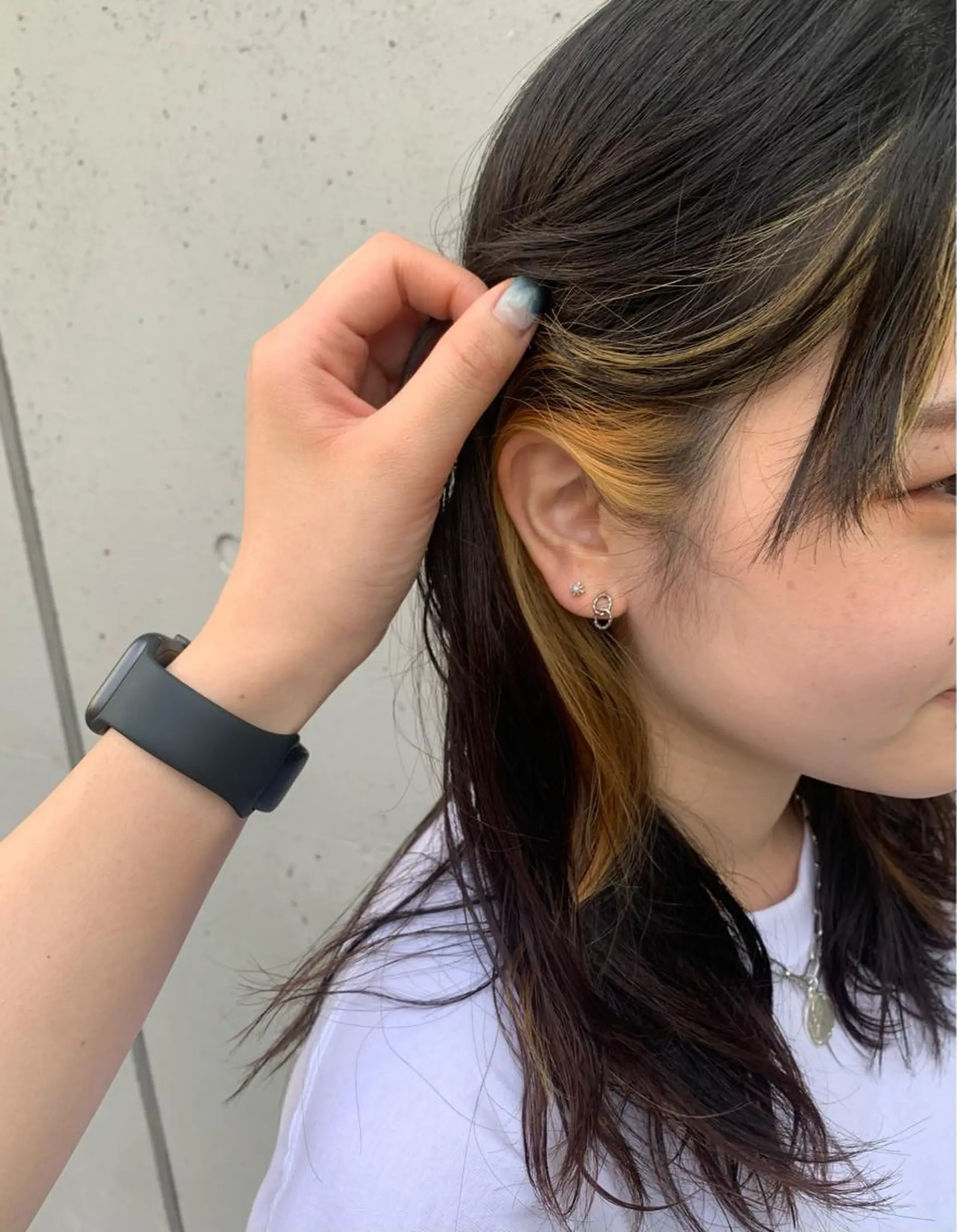 セミロング カラー パーマ putri 川邉 優花のヘアスタイル