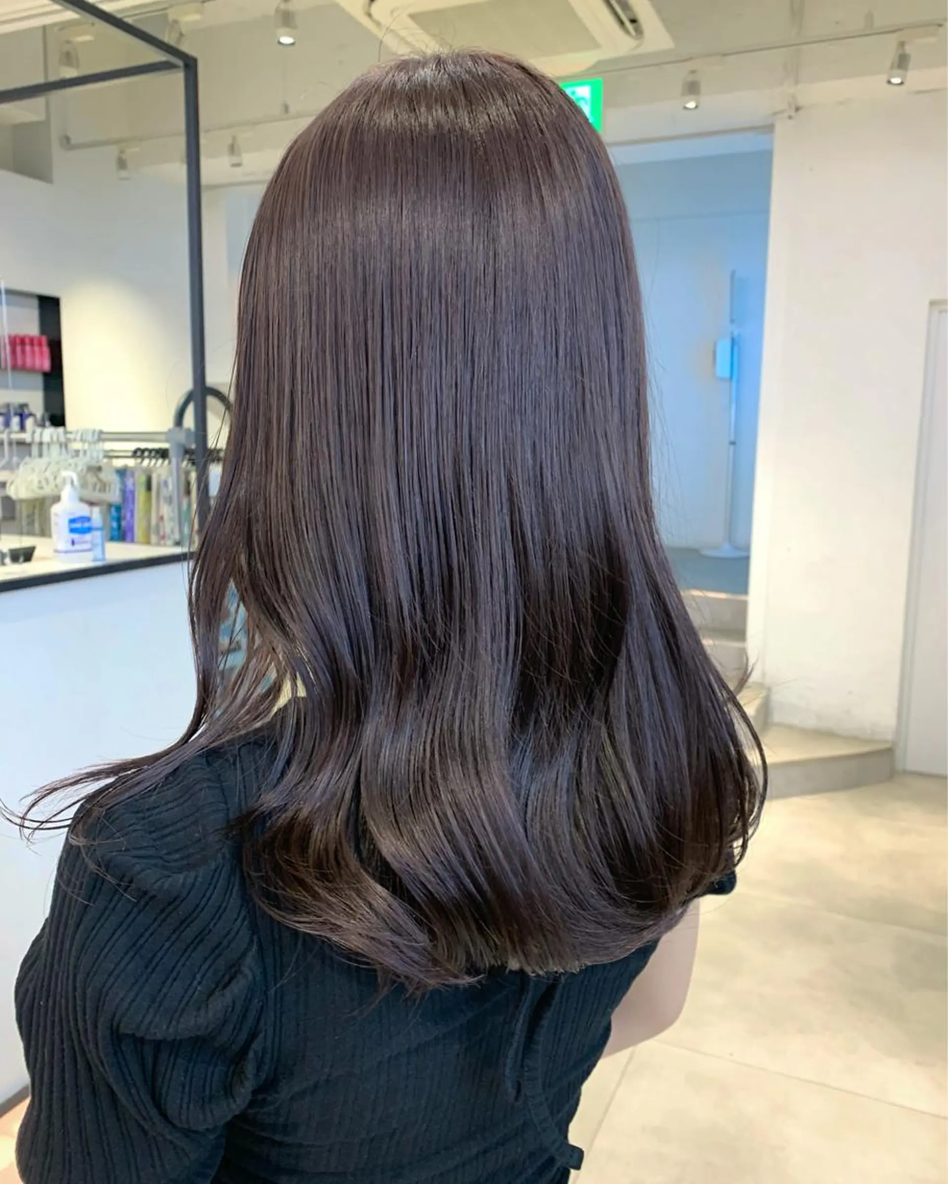 ロング カラー ブリーチ 透明感カラー グレージュ ラベンダーカラー ラベンダーグレージュ ヘアカラー Kureha/ネイル レイヤー/酸性縮毛のヘアスタイル