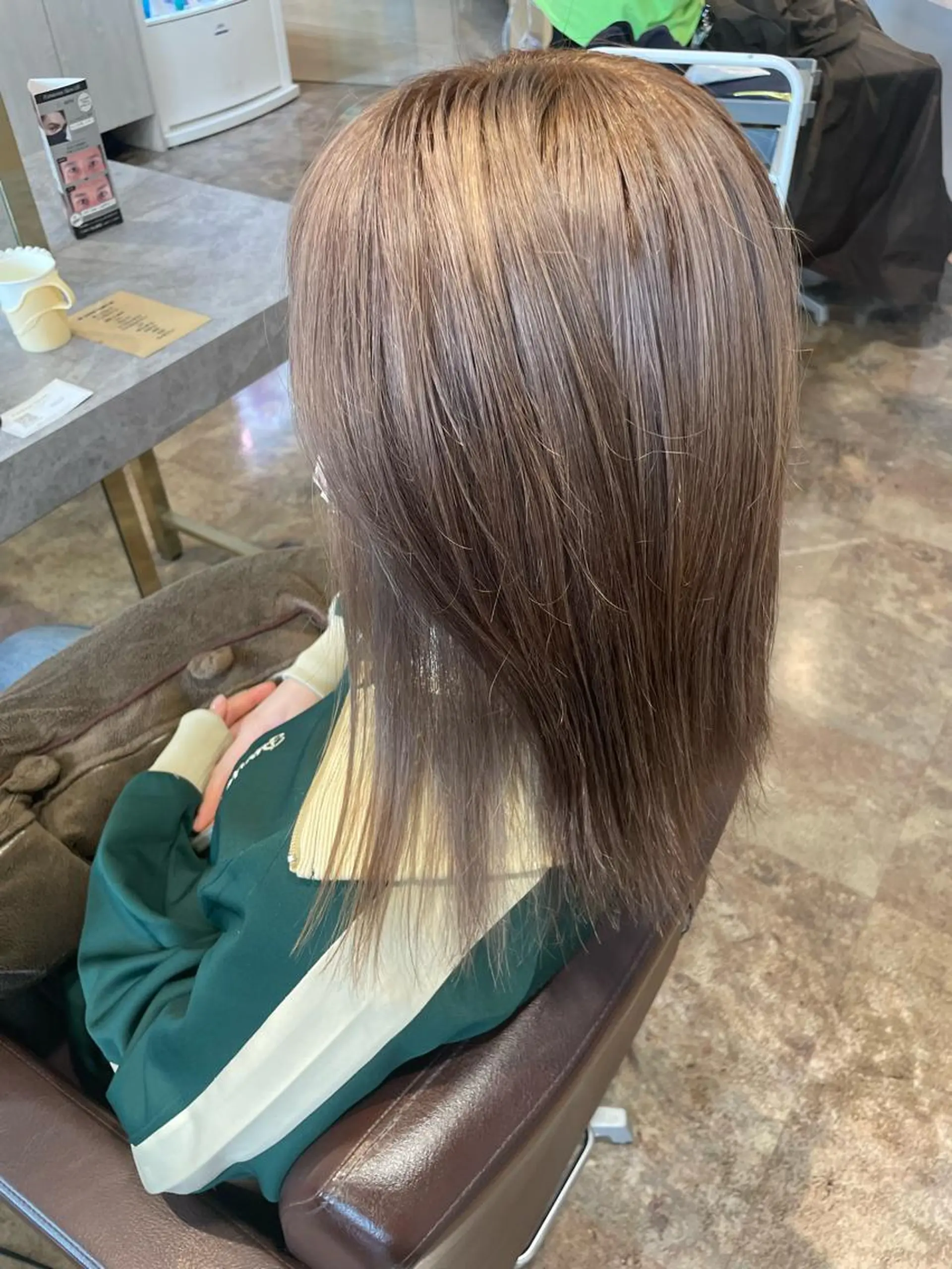 ミディアム 顔周りカット 森 愛佳のその他イメージ