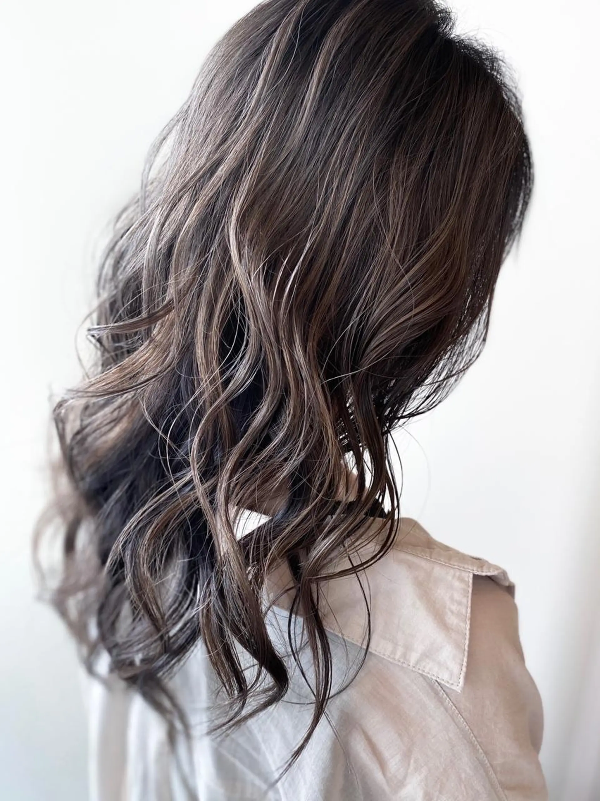 ロング カラー カット ヘアカラー トリートメント ✴︎ヒラガカナ✴︎ ECLAT HAIRのヘアスタイル