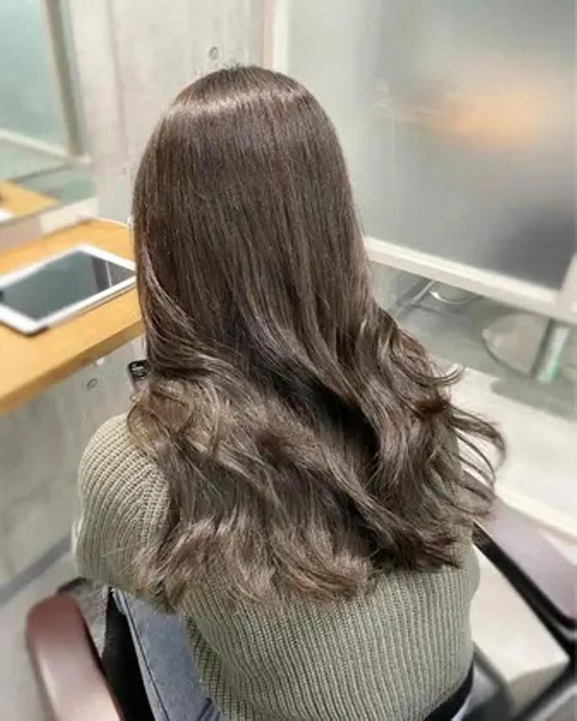 カラー カット ヘアカラー トリートメント newi 赤羽のヘアスタイル